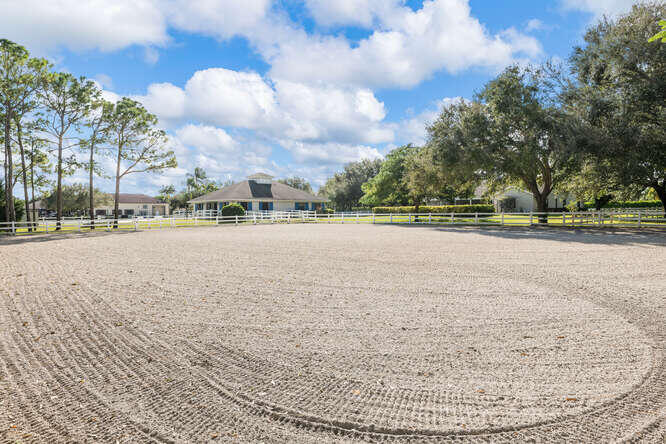 2760 Appaloosa Trail