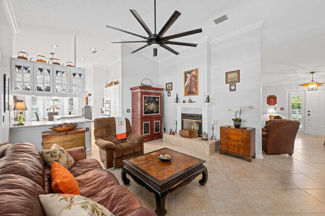 2760 Appaloosa Trail