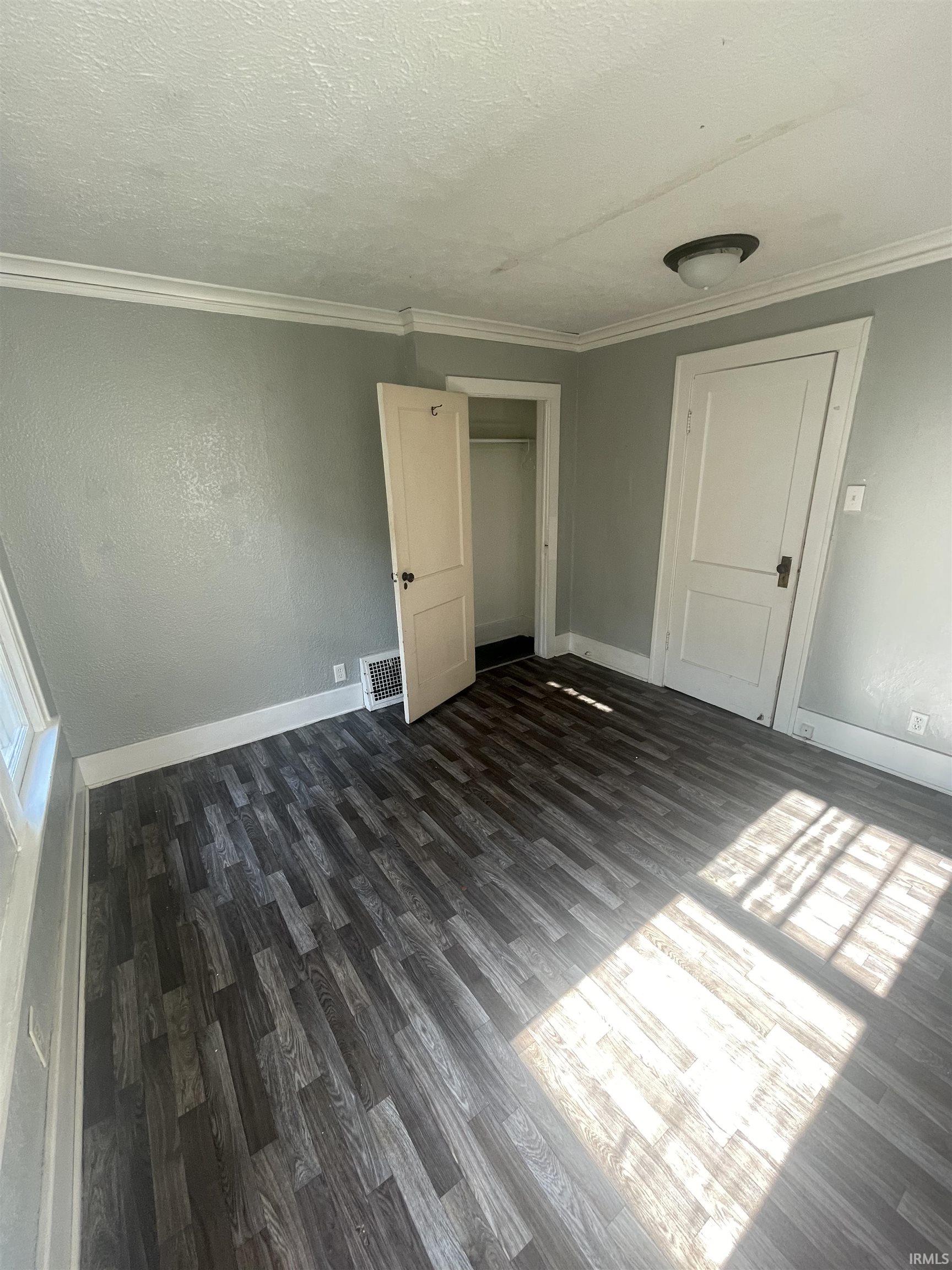 3113 Pleasant Street