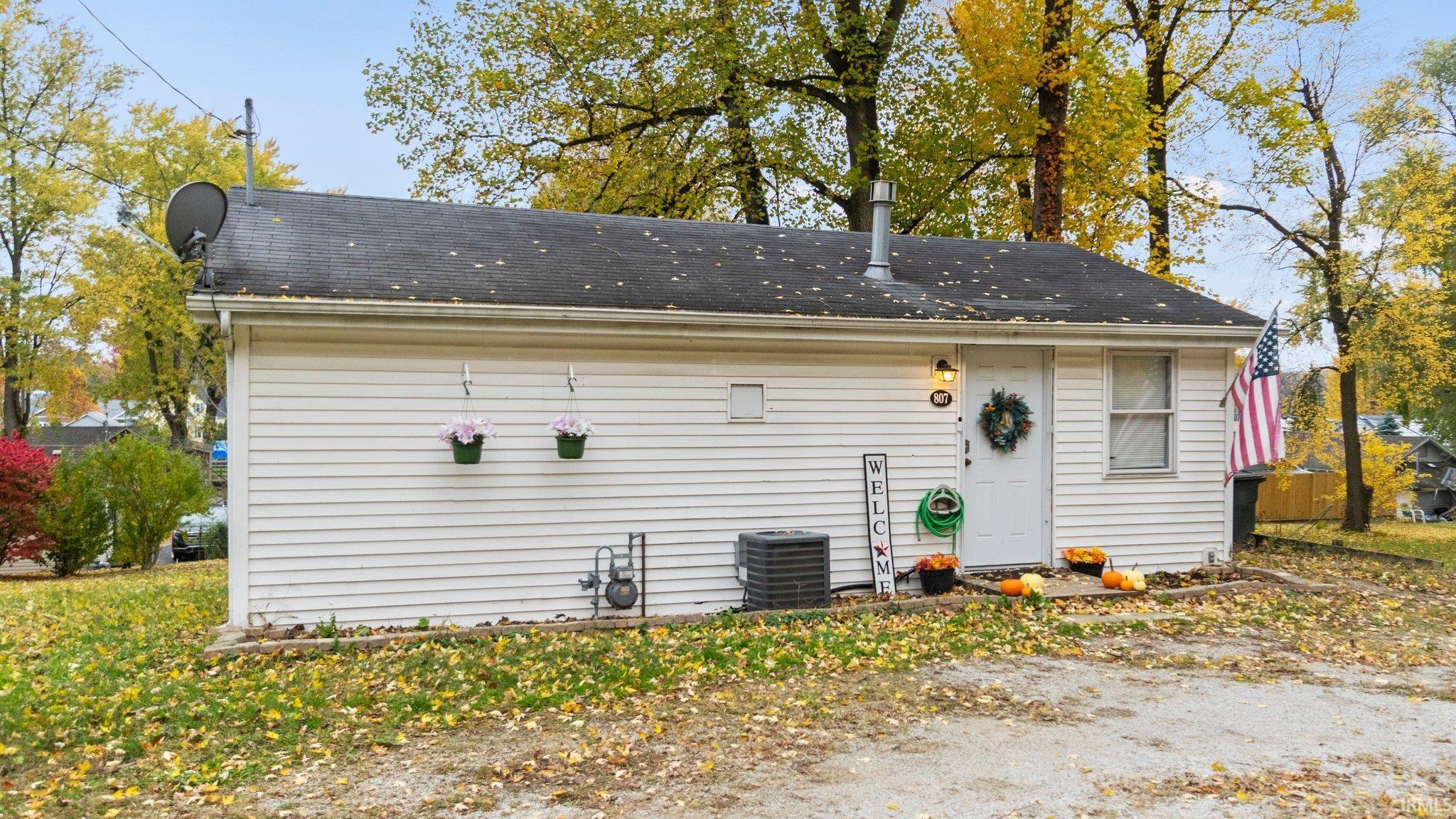 807 N Courtland Park Drive