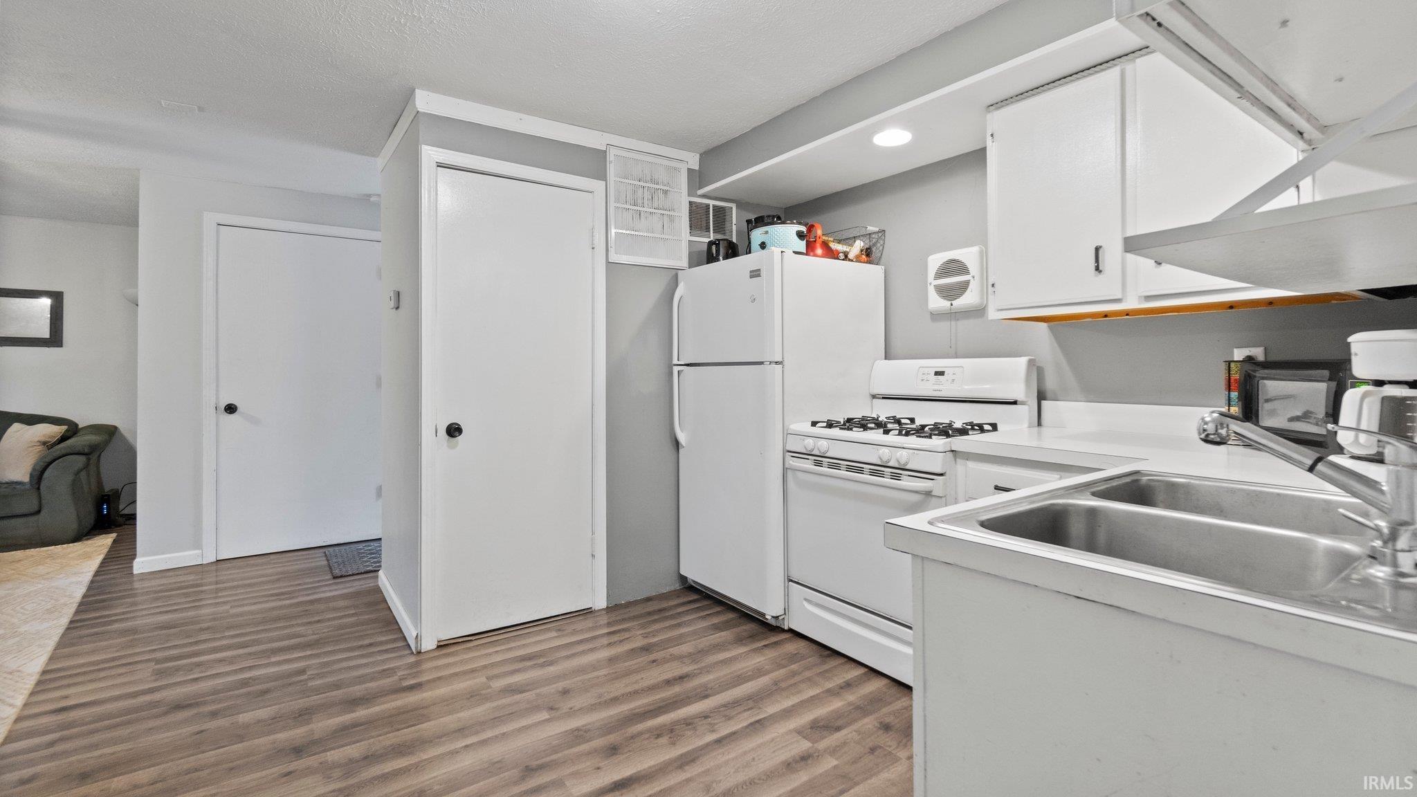 807 N Courtland Park Drive