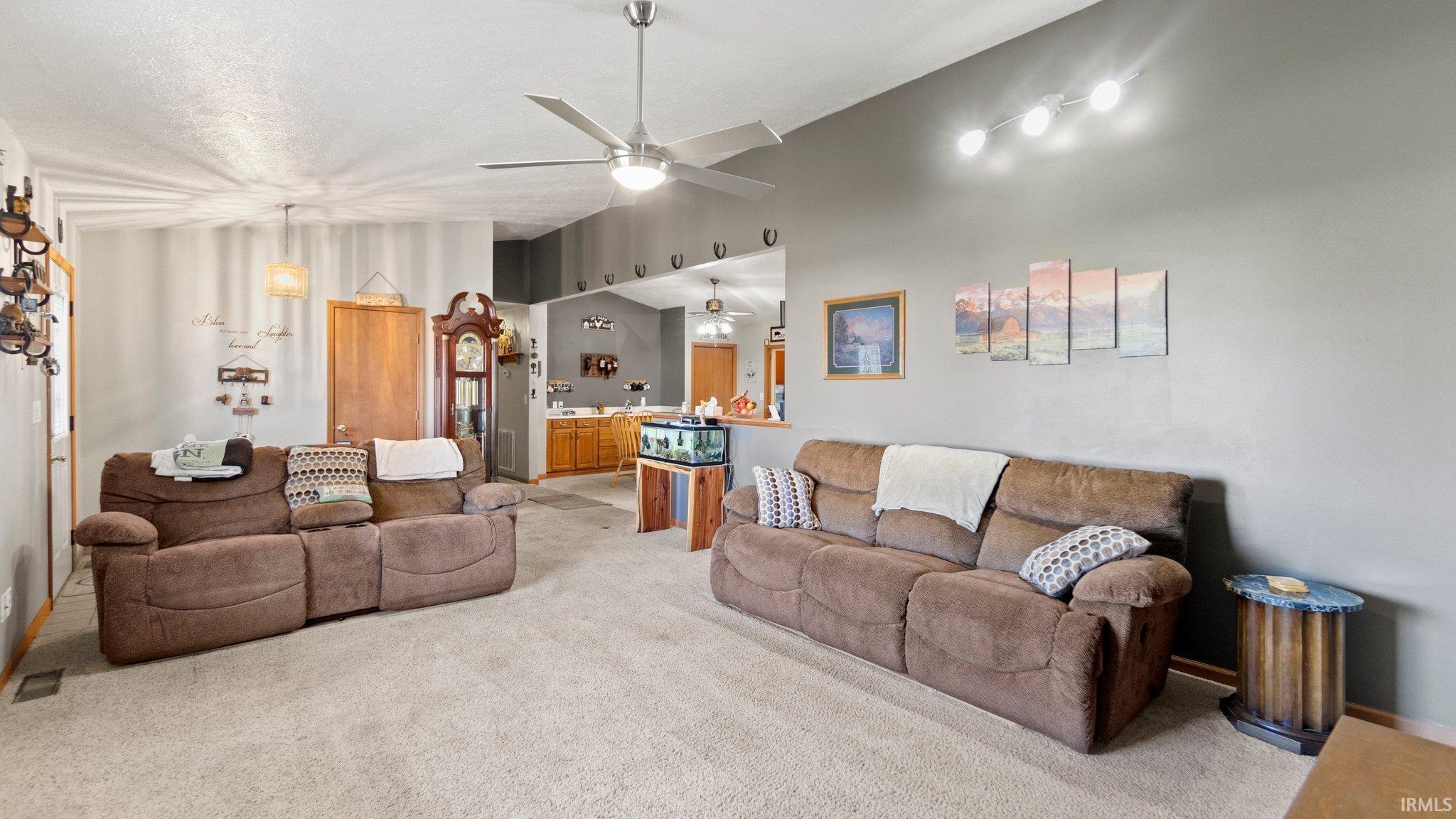 4711 E Cardinal Drive