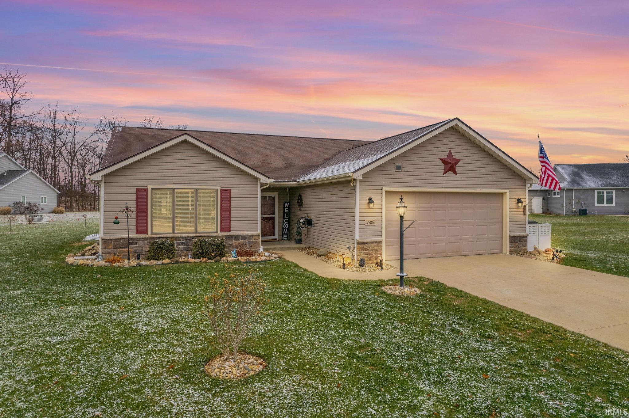 2506 Pin Oak Court