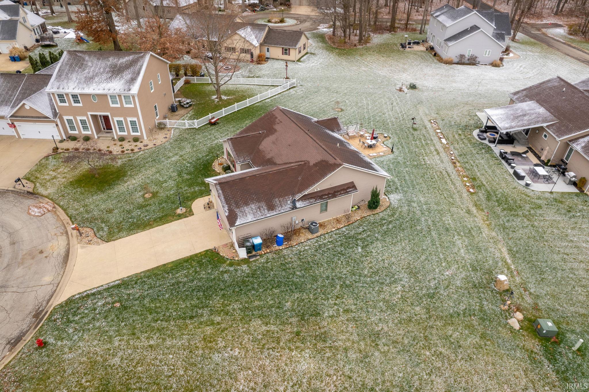 2506 Pin Oak Court