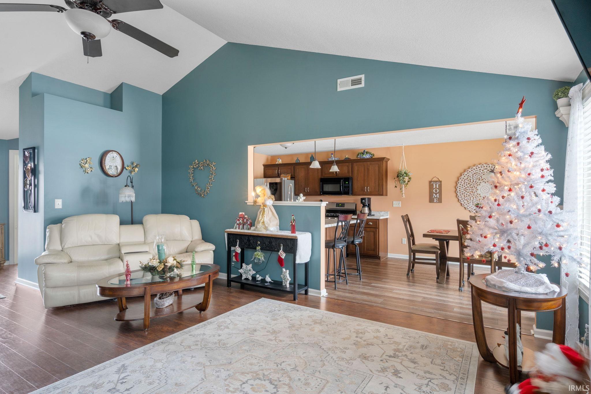 2506 Pin Oak Court
