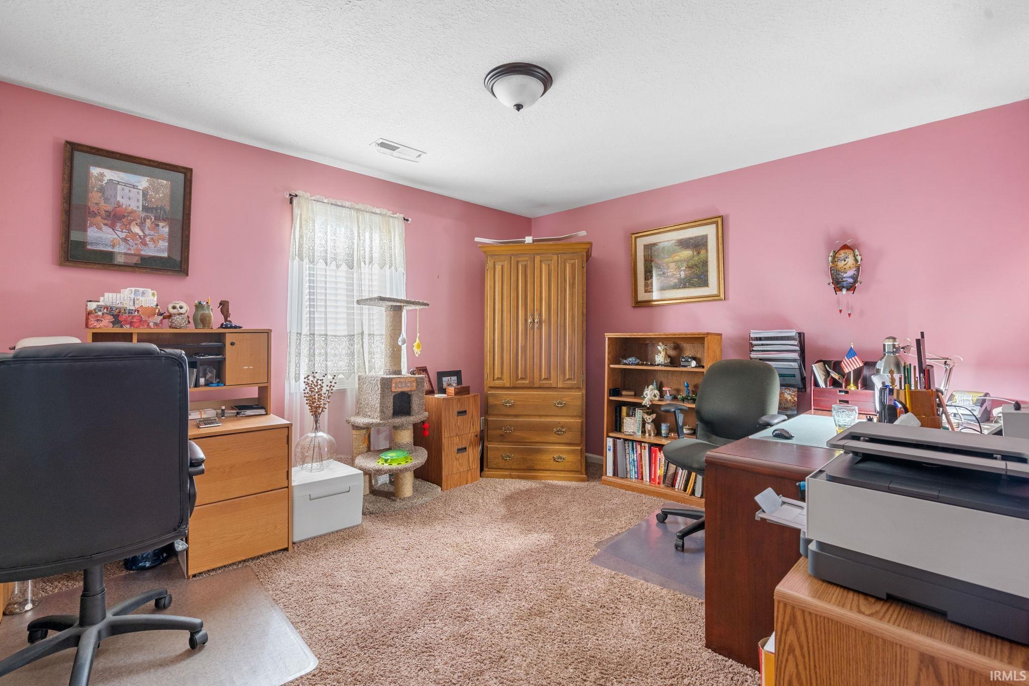 2506 Pin Oak Court