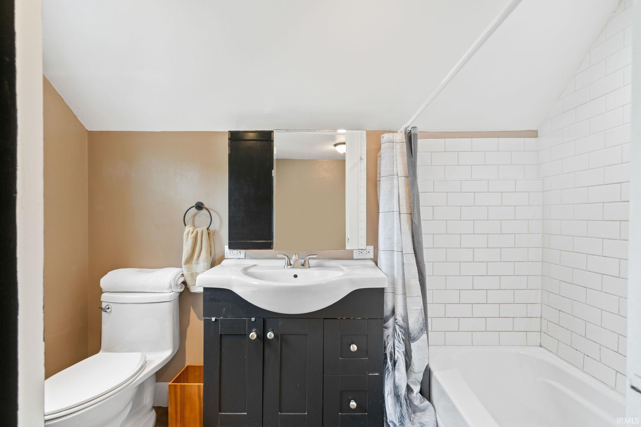 115 S Maple Avenue