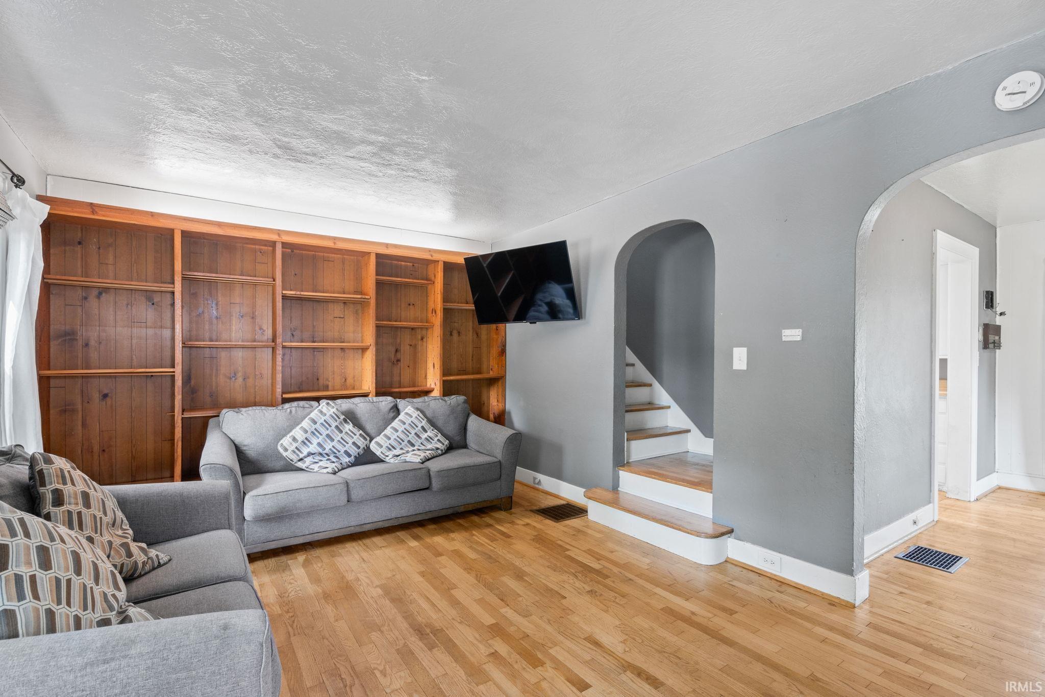 115 S Maple Avenue