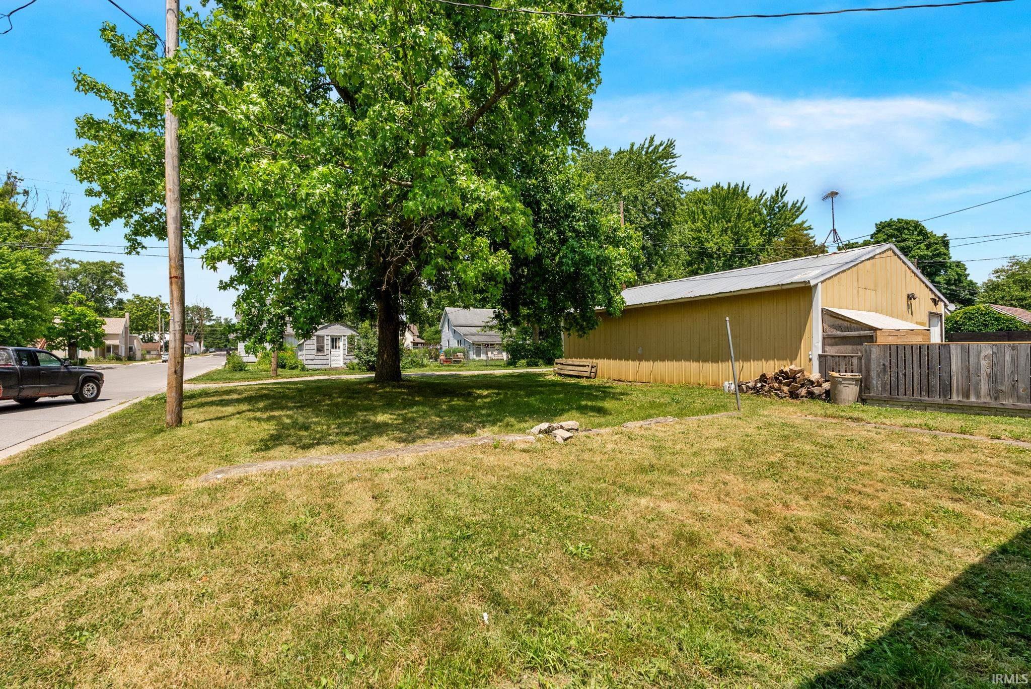 321 W Oakridge Avenue