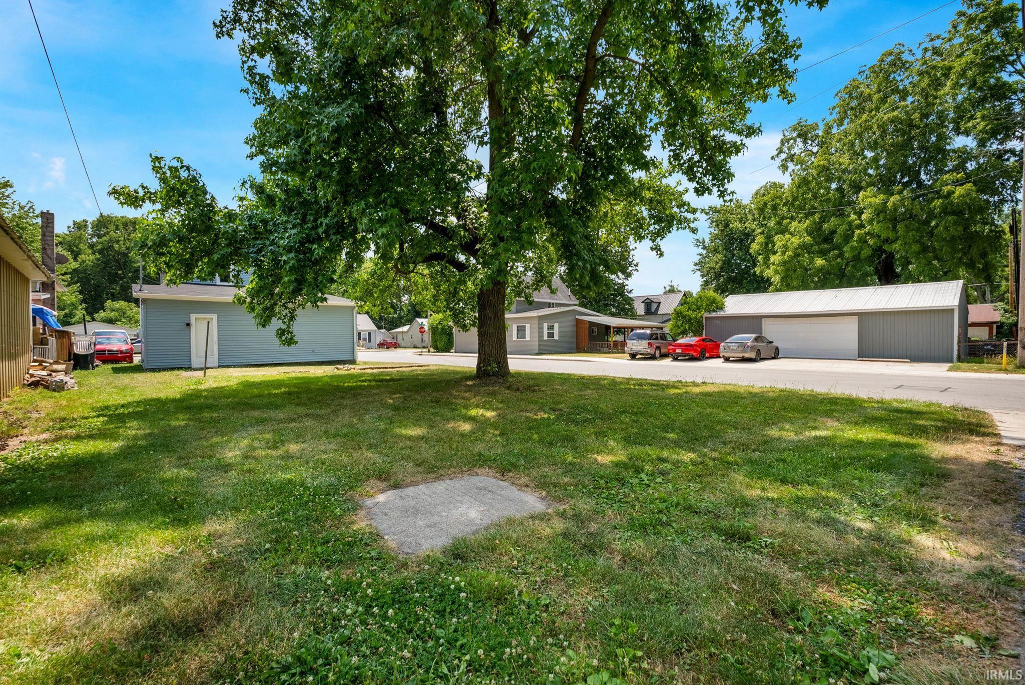 321 W Oakridge Avenue