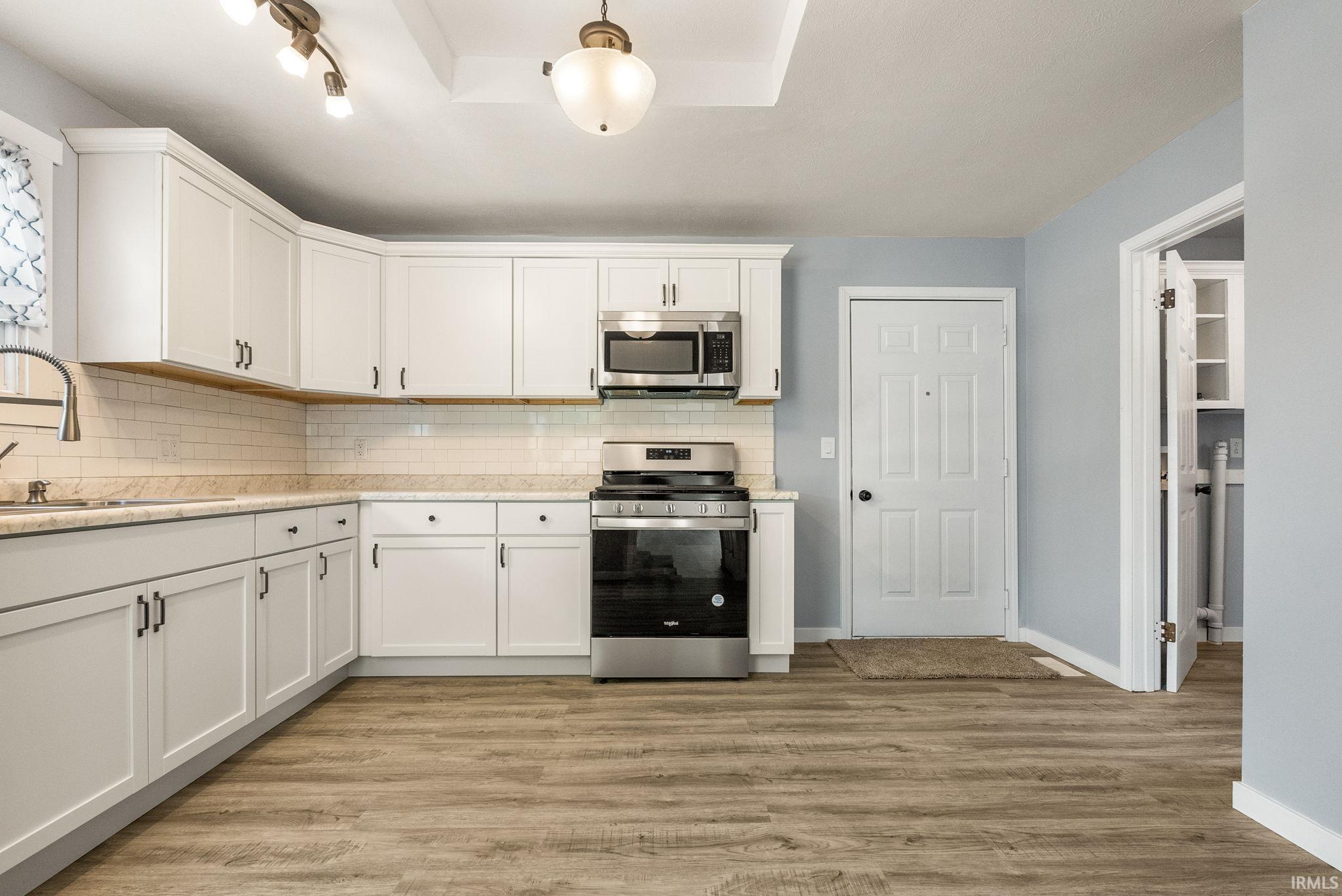 321 W Oakridge Avenue