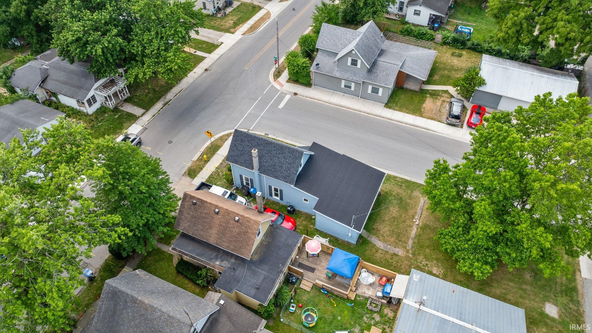 321 W Oakridge Avenue
