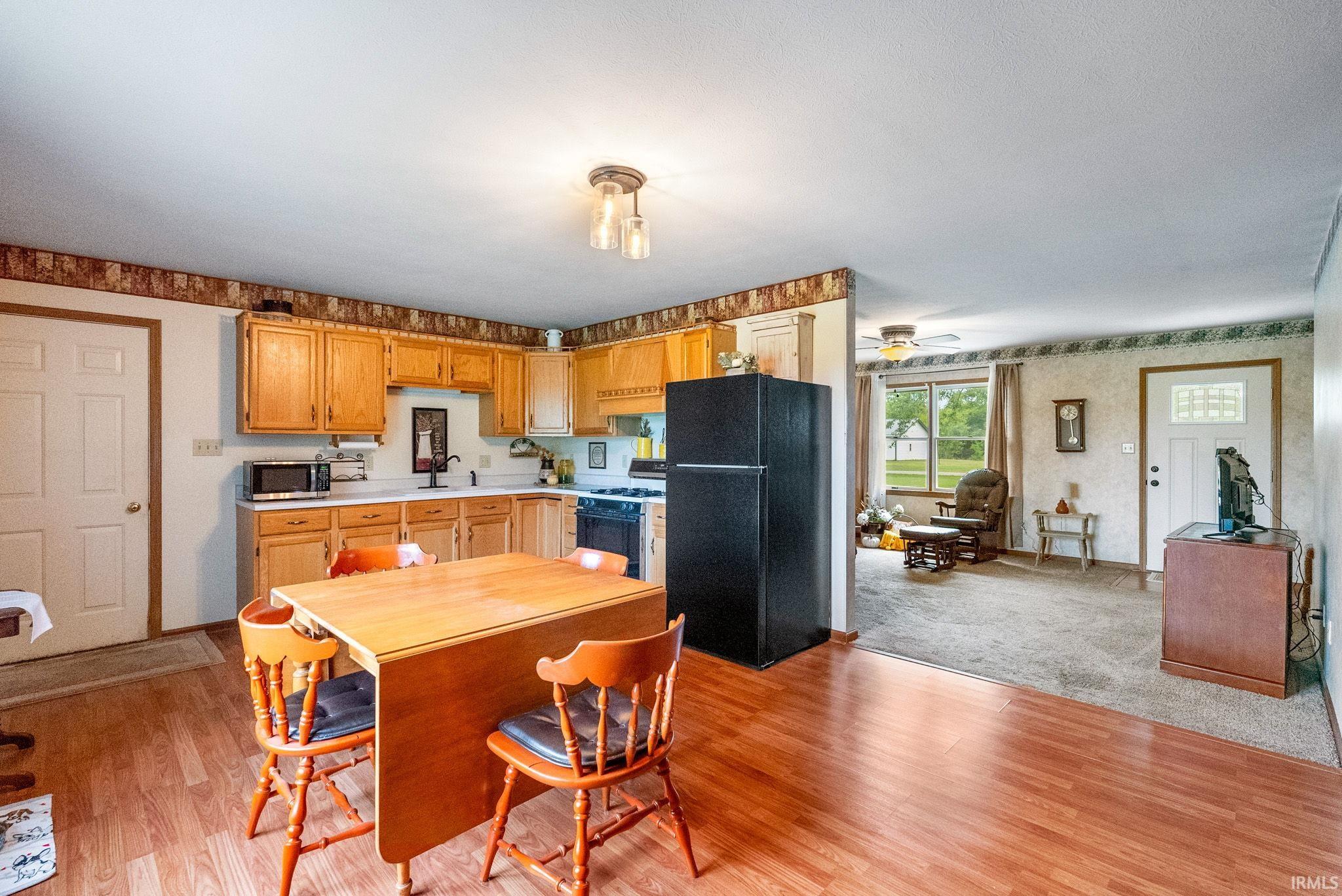 556 E Beer Road