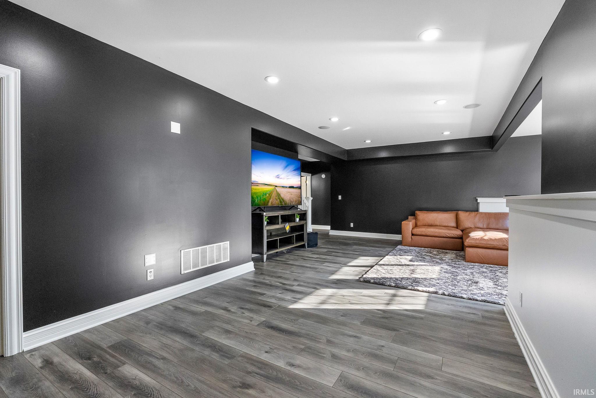952 N Old Orchard Drive