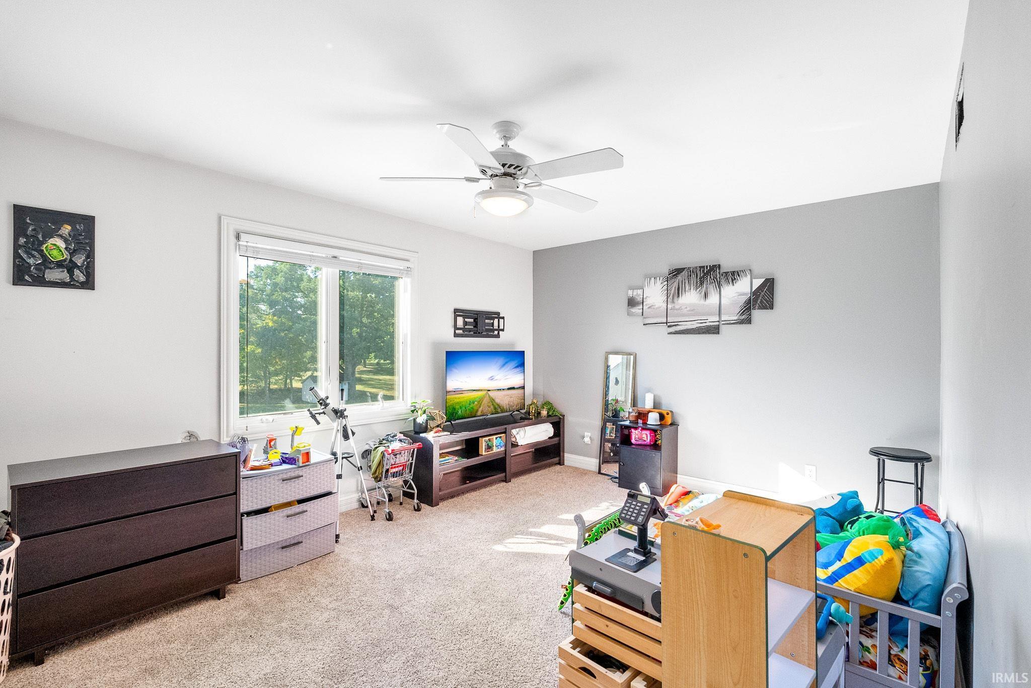 952 N Old Orchard Drive