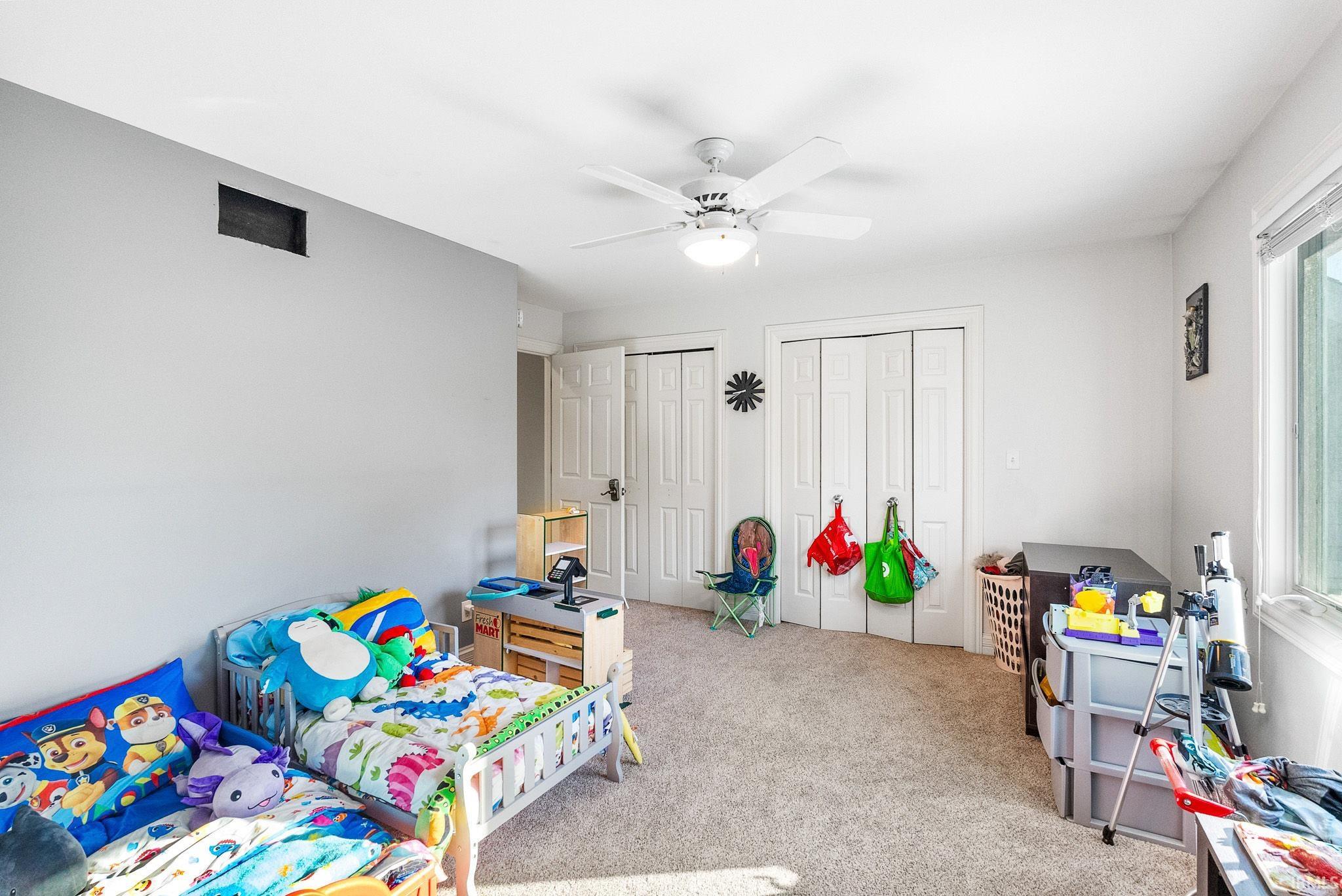 952 N Old Orchard Drive
