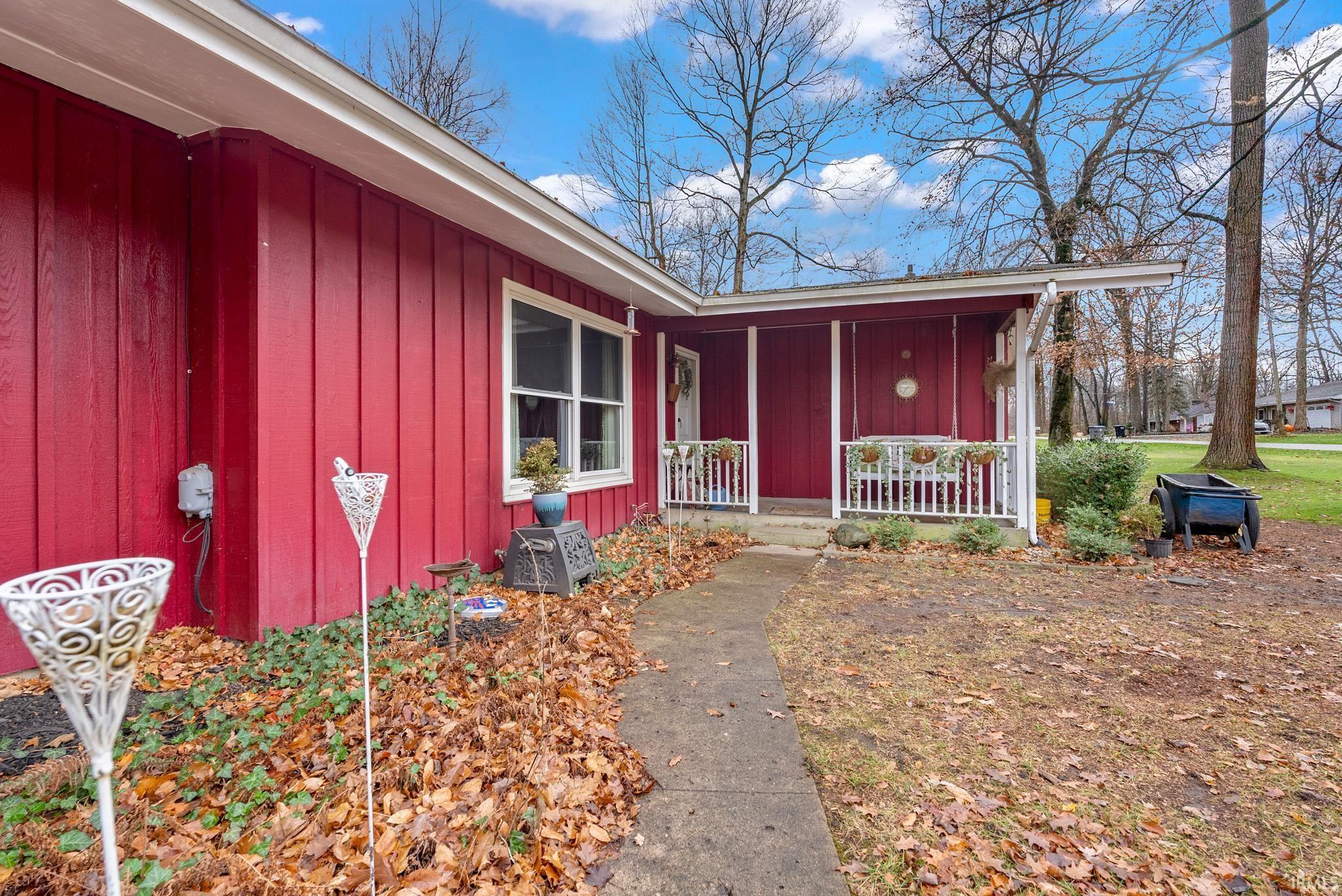 2626 S Woodland Trail