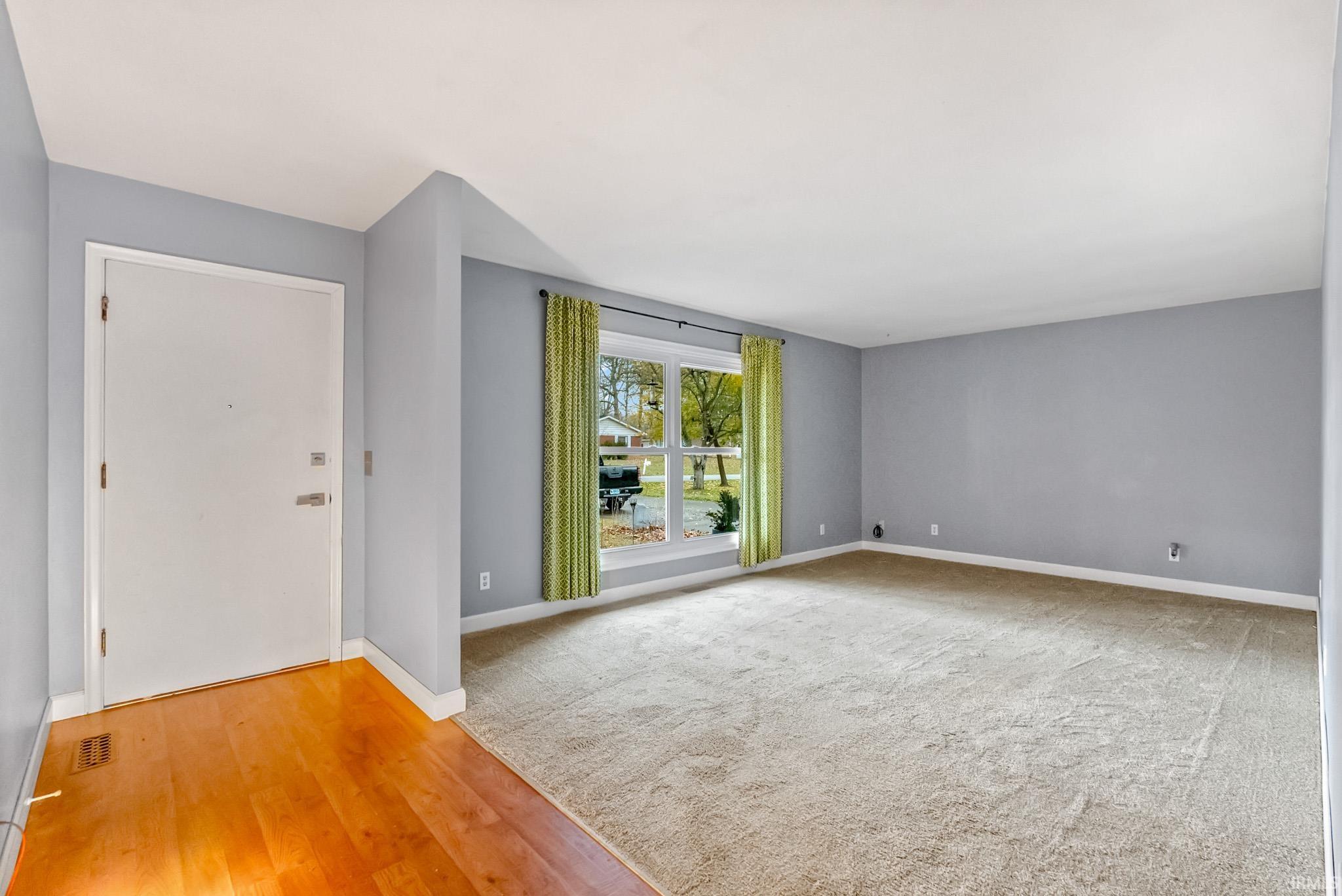 2626 S Woodland Trail