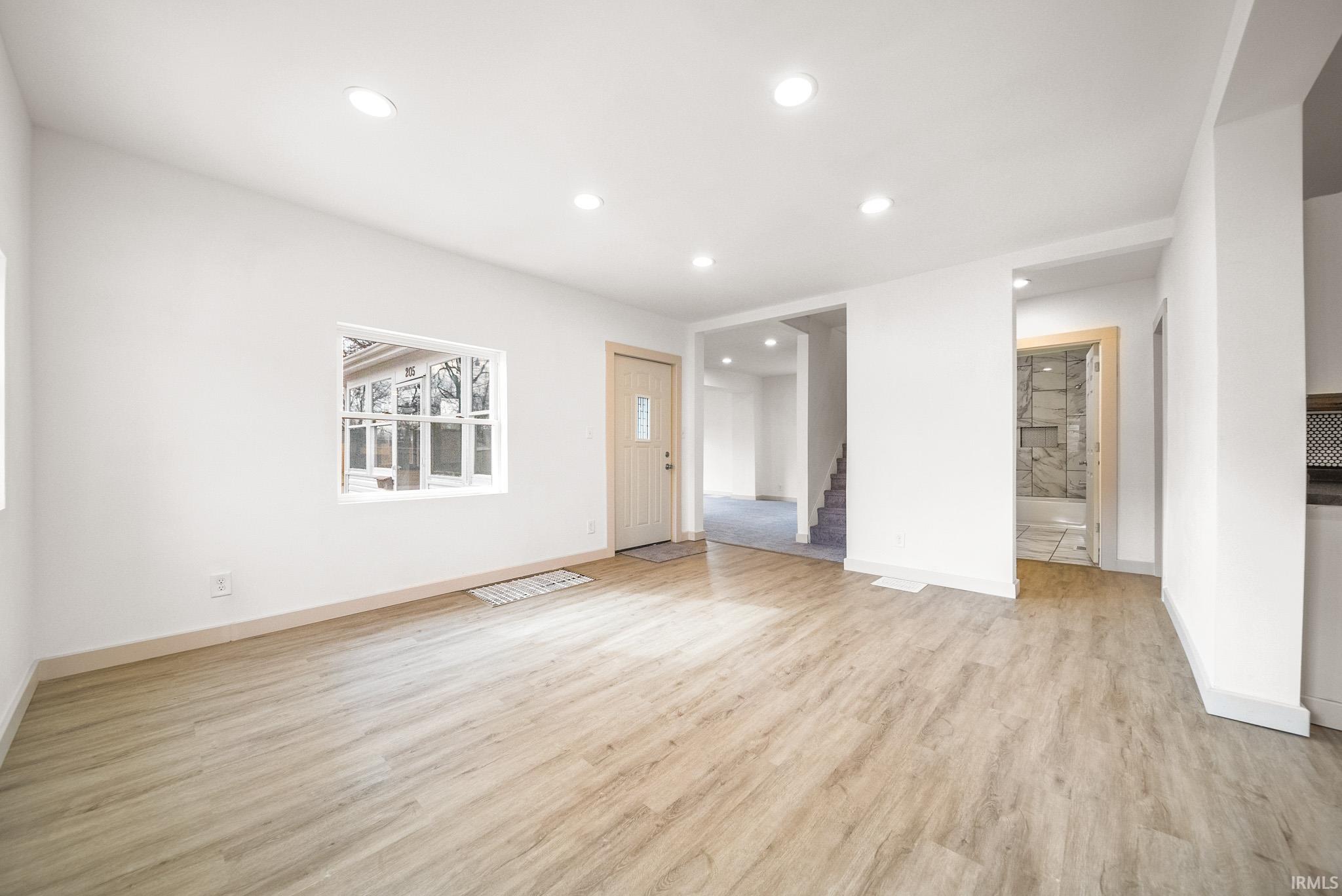 205 W Poplar Street