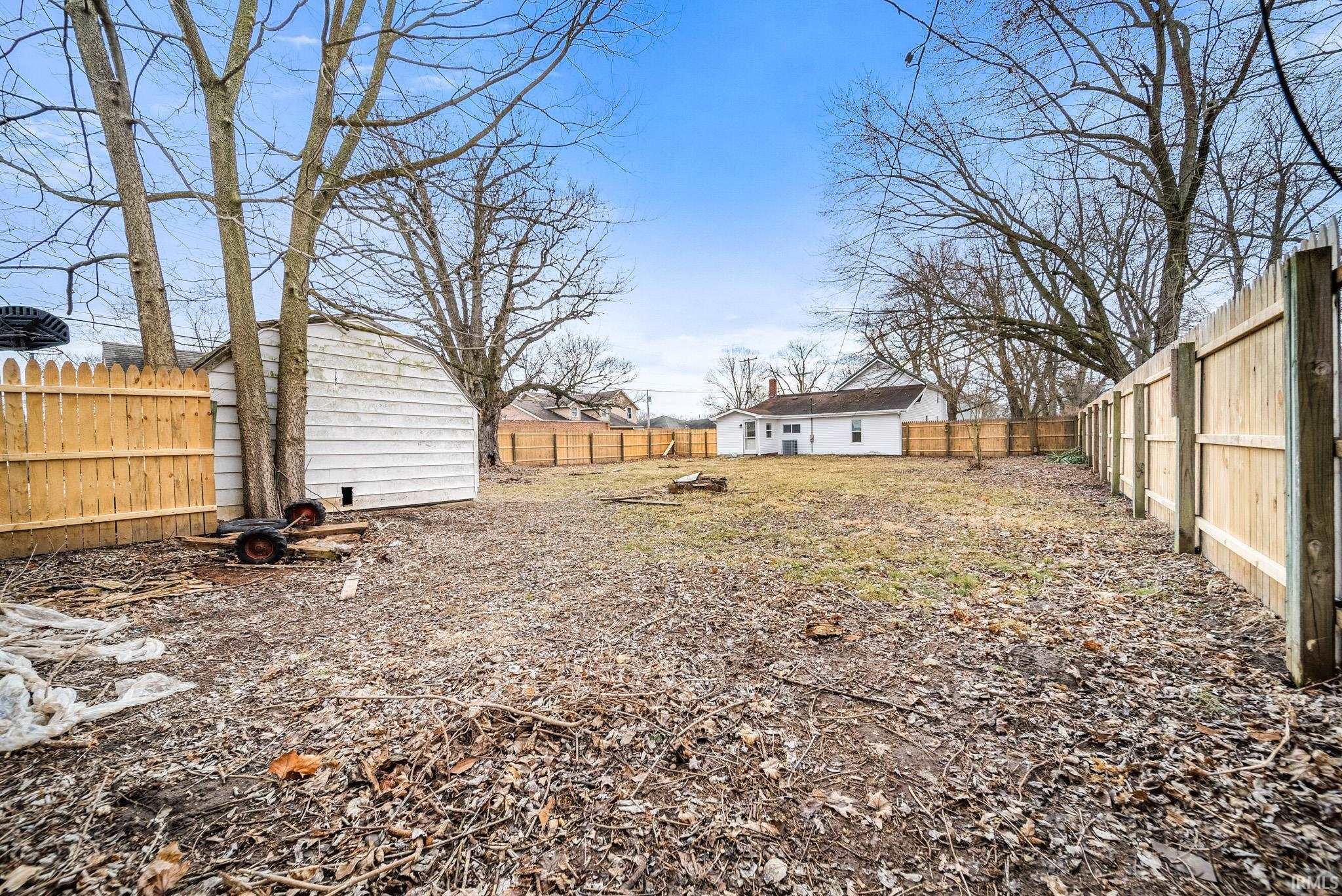 205 W Poplar Street