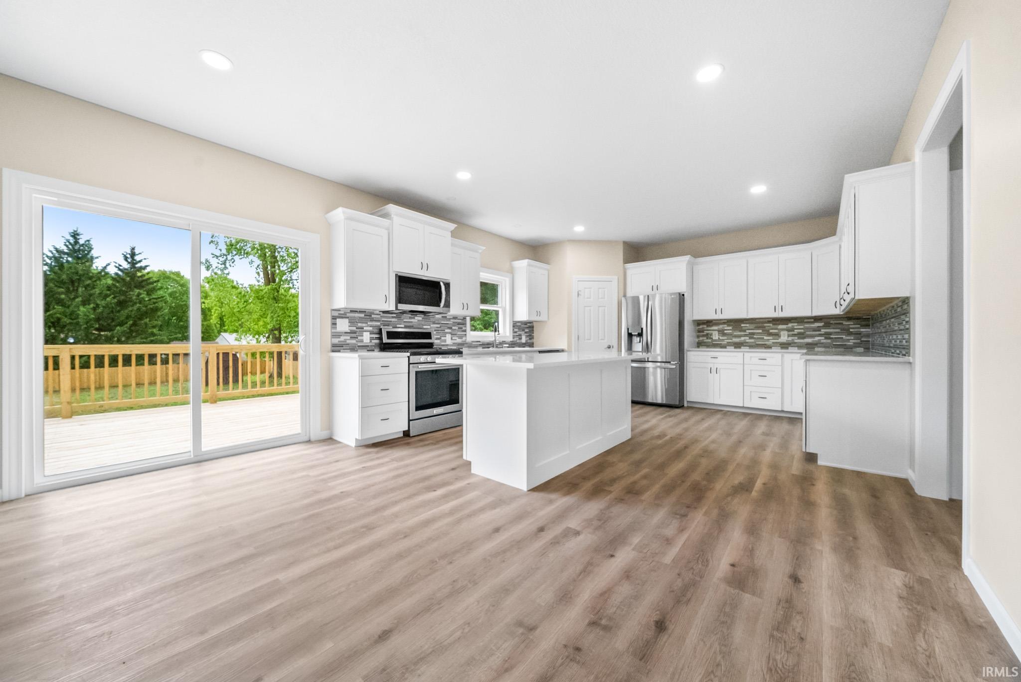 2416 S Woodland Trail