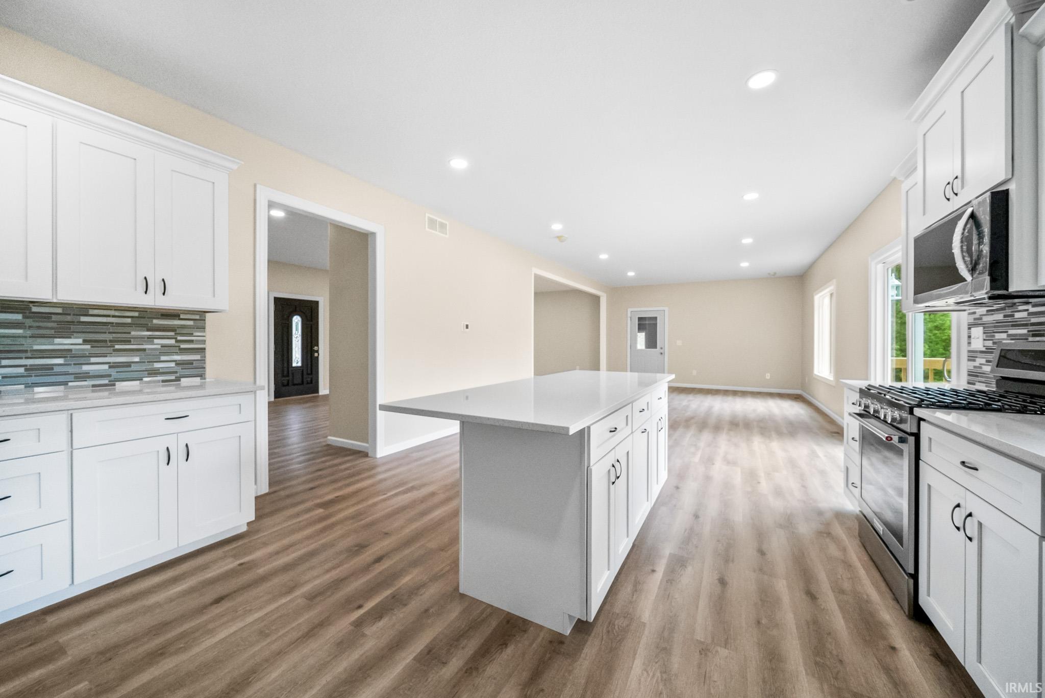 2416 S Woodland Trail