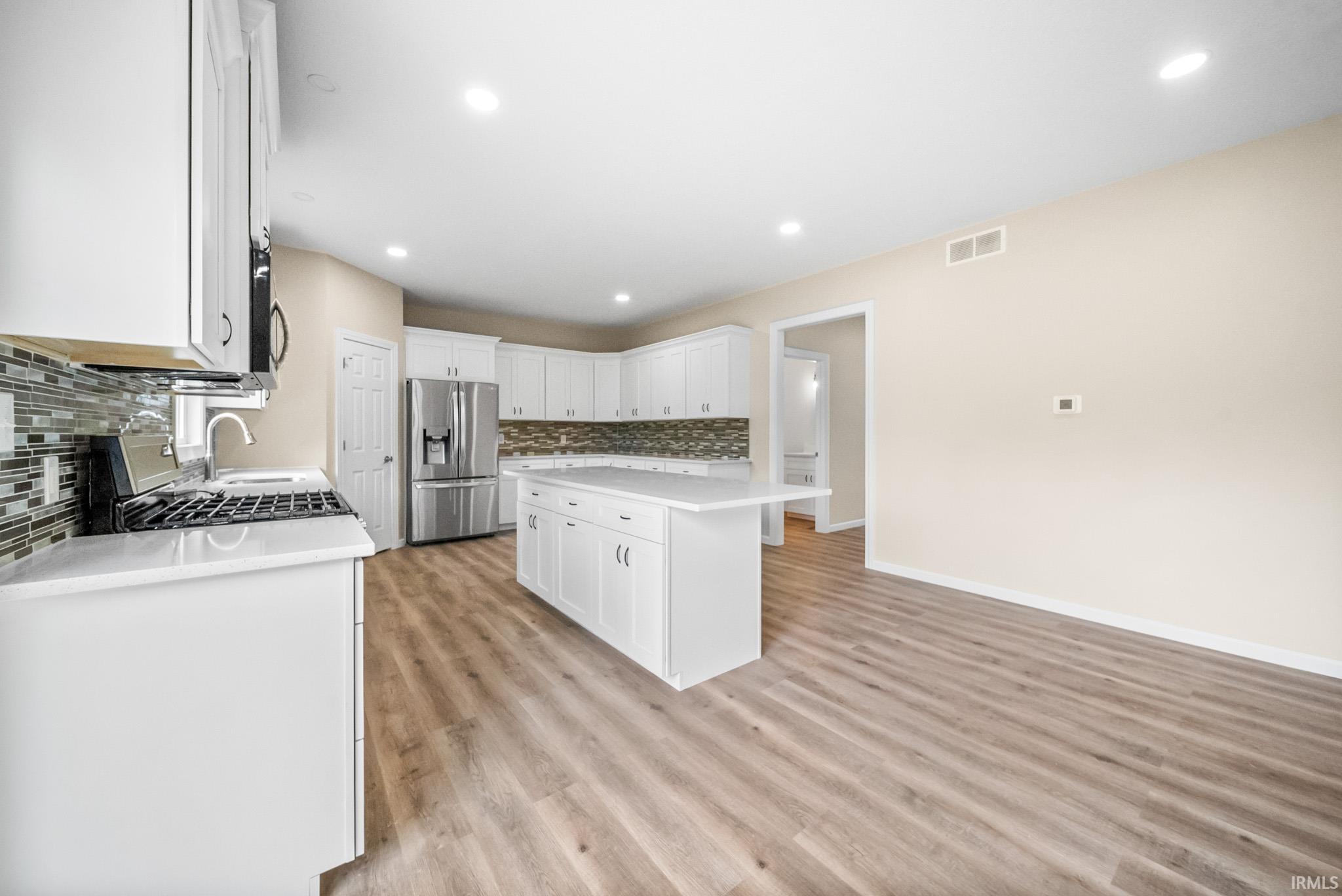 2416 S Woodland Trail
