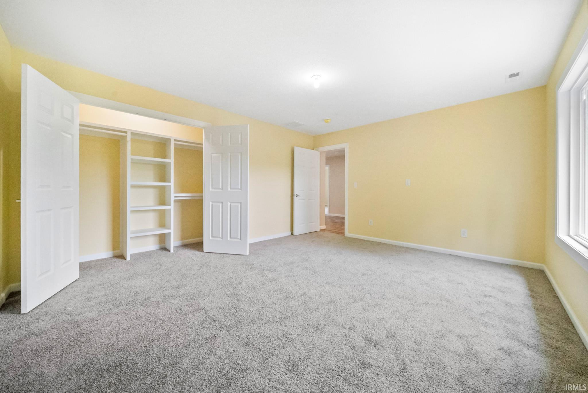 2416 S Woodland Trail