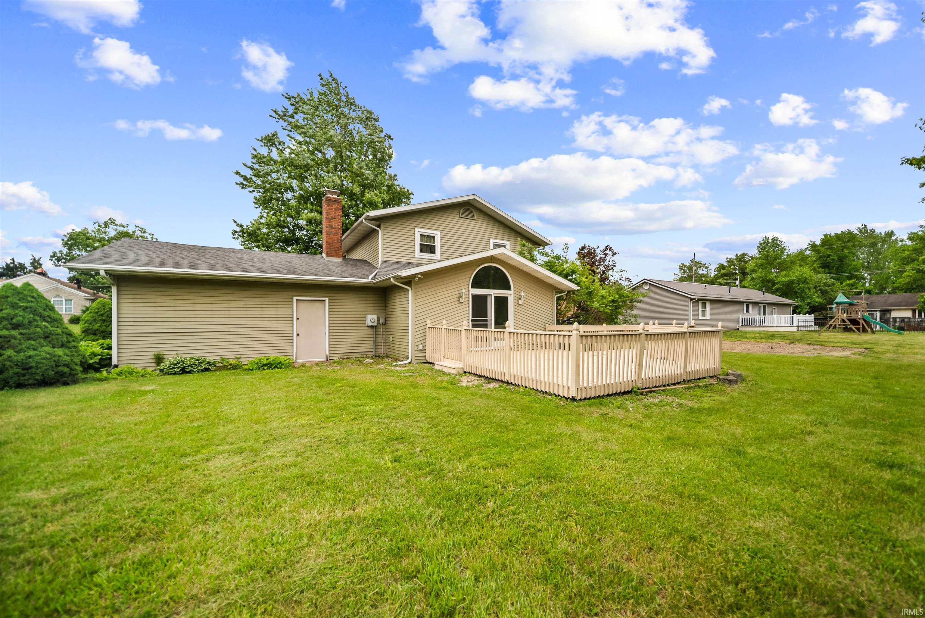 1534 Meadow Lane
