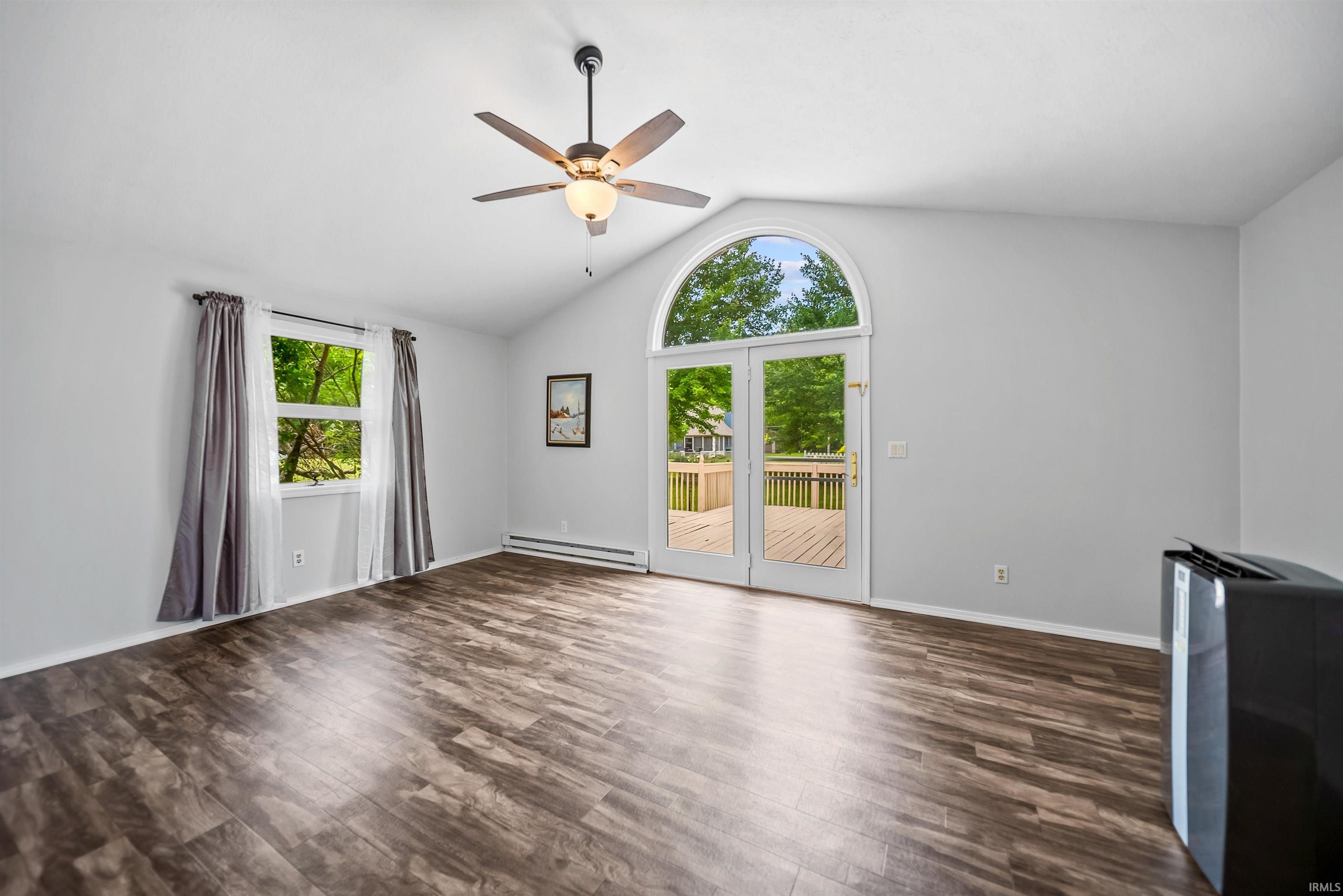 1534 Meadow Lane