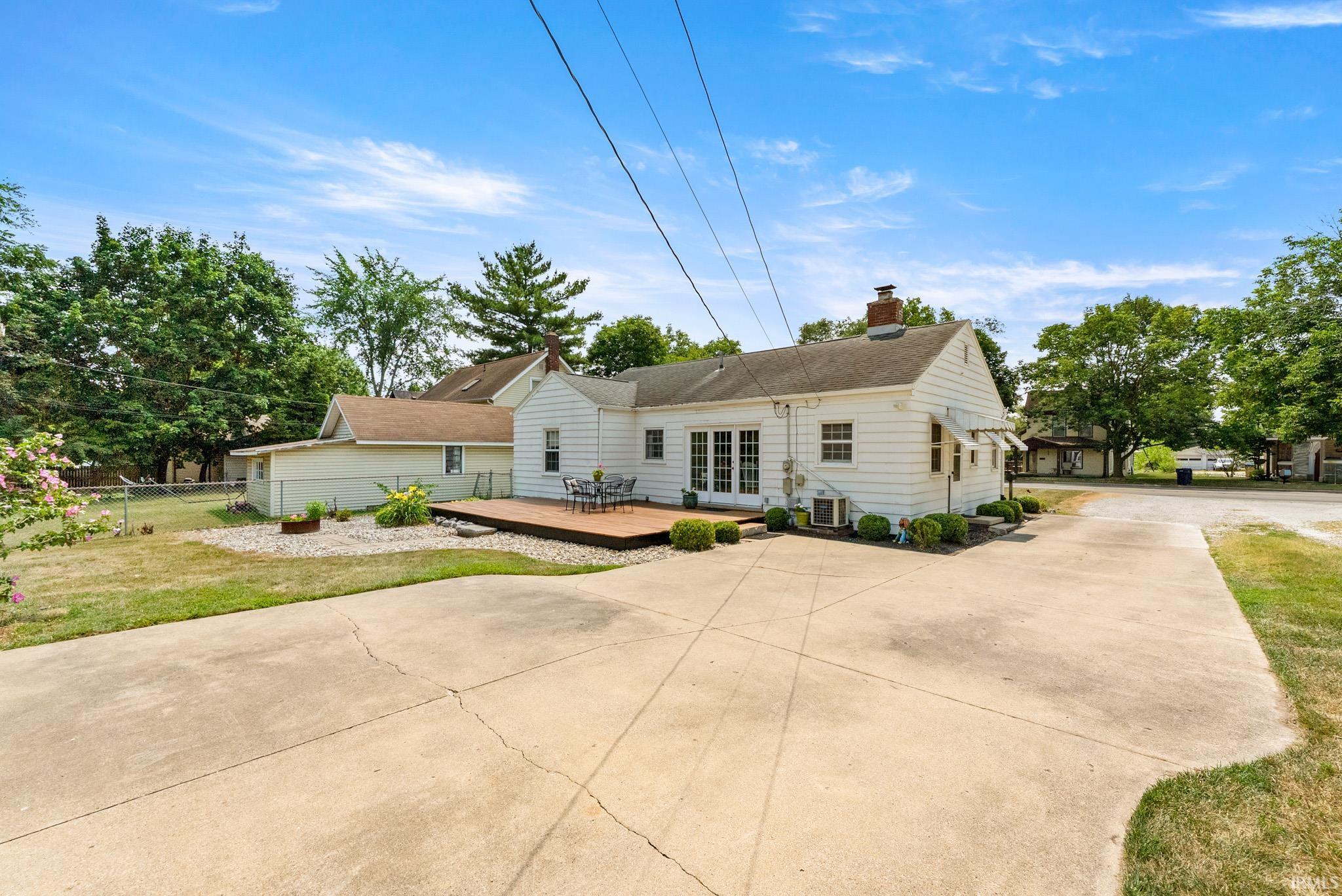1211 E Center Street