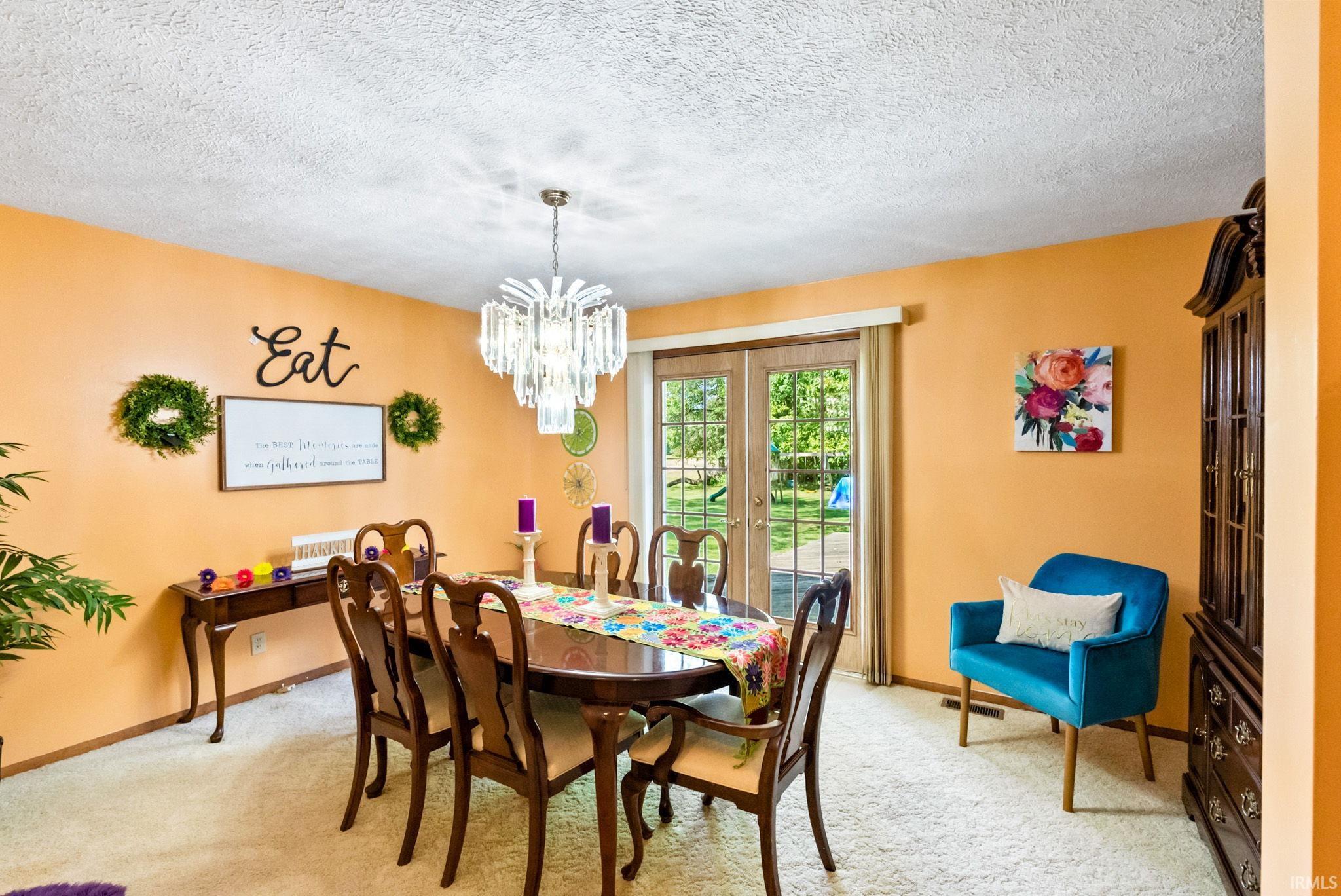 2006 Oakwood Drive