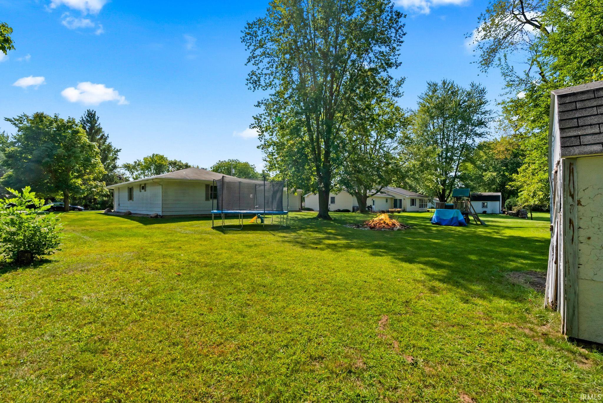 2006 Oakwood Drive