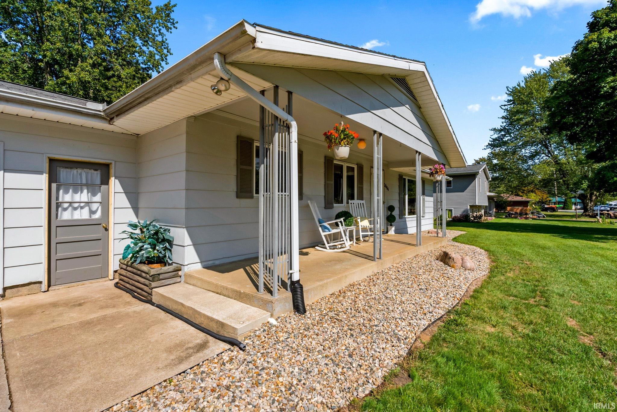 2006 Oakwood Drive