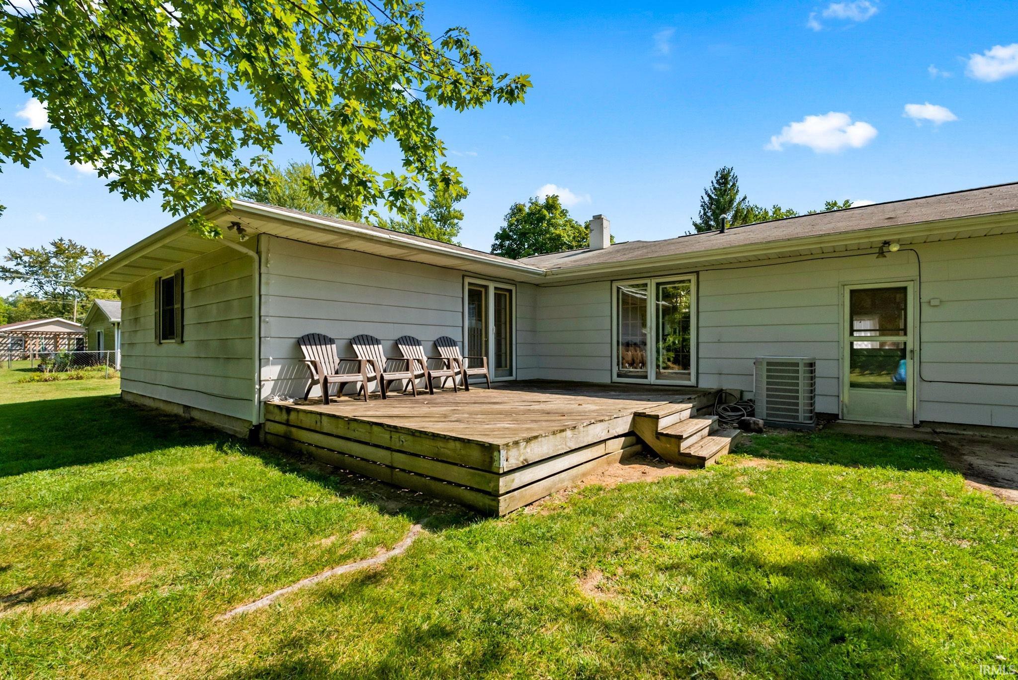 2006 Oakwood Drive