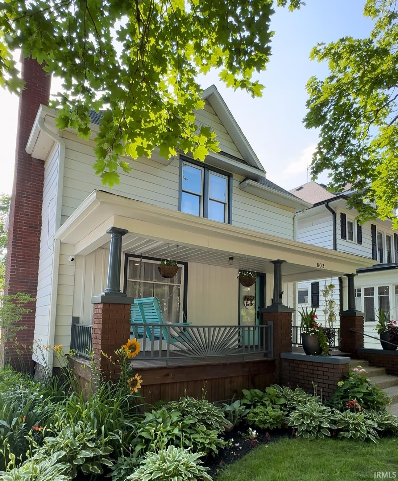 803 S 6th Street