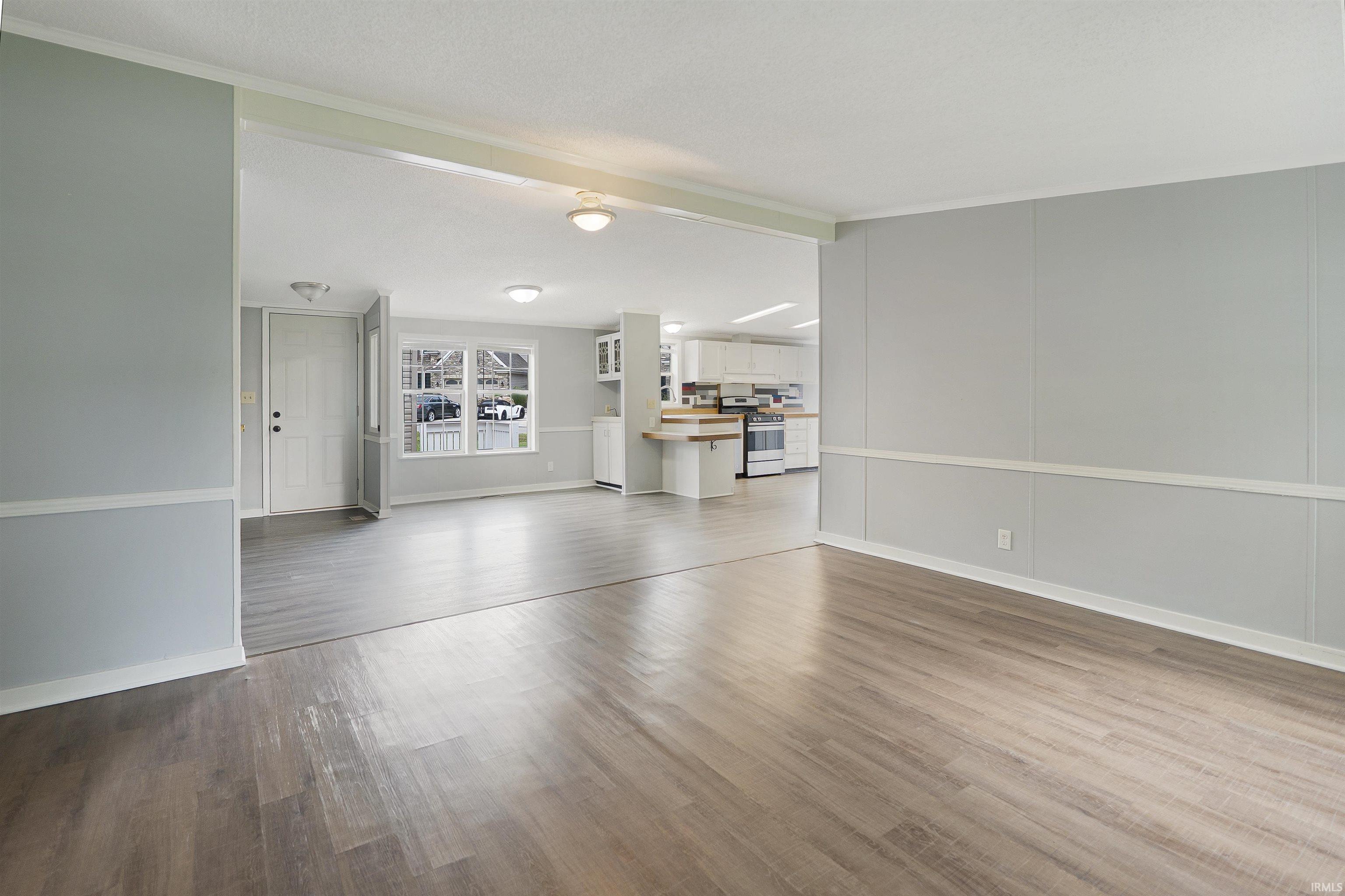 11131 N Wawasee Circle
