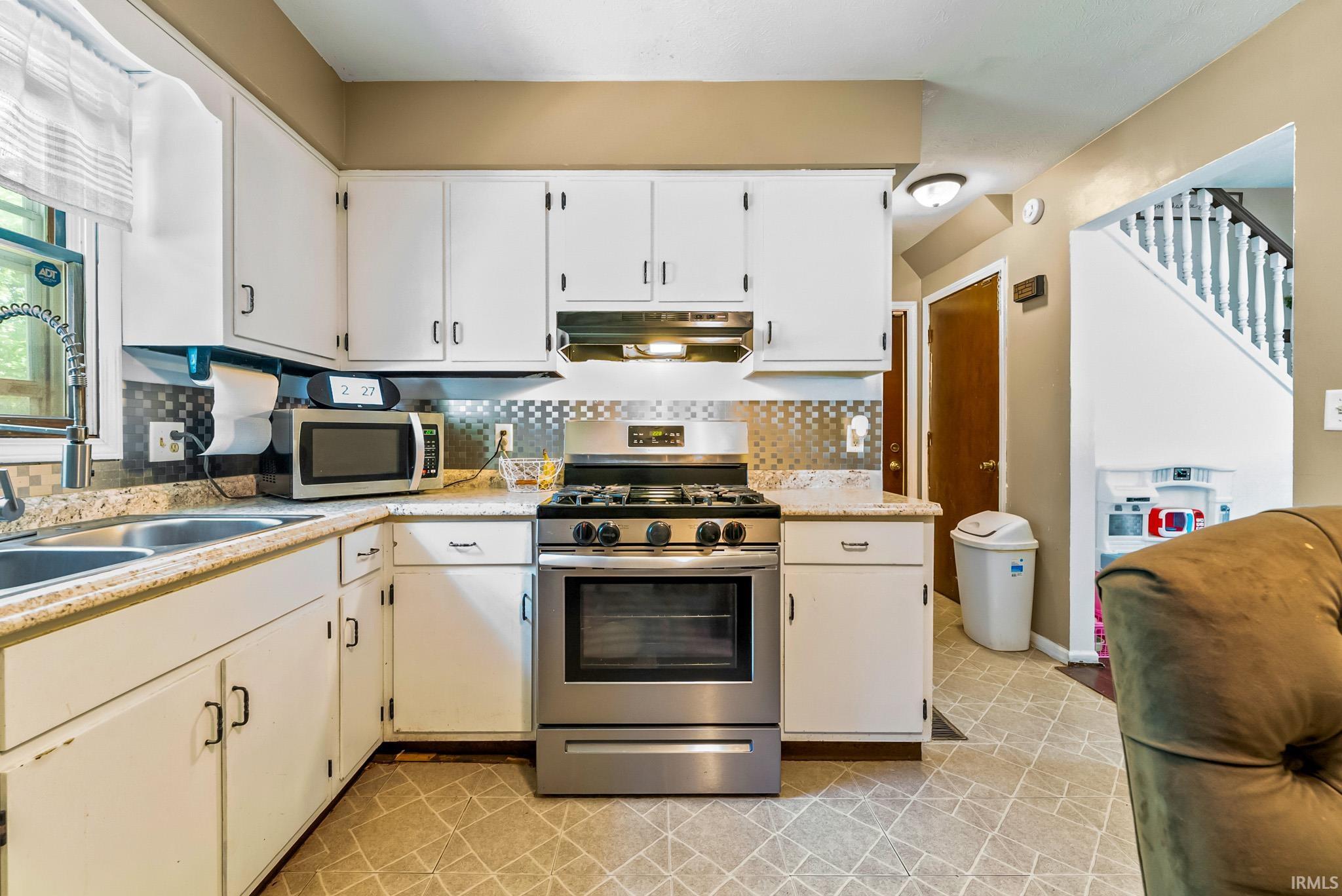 110 Holaway Court