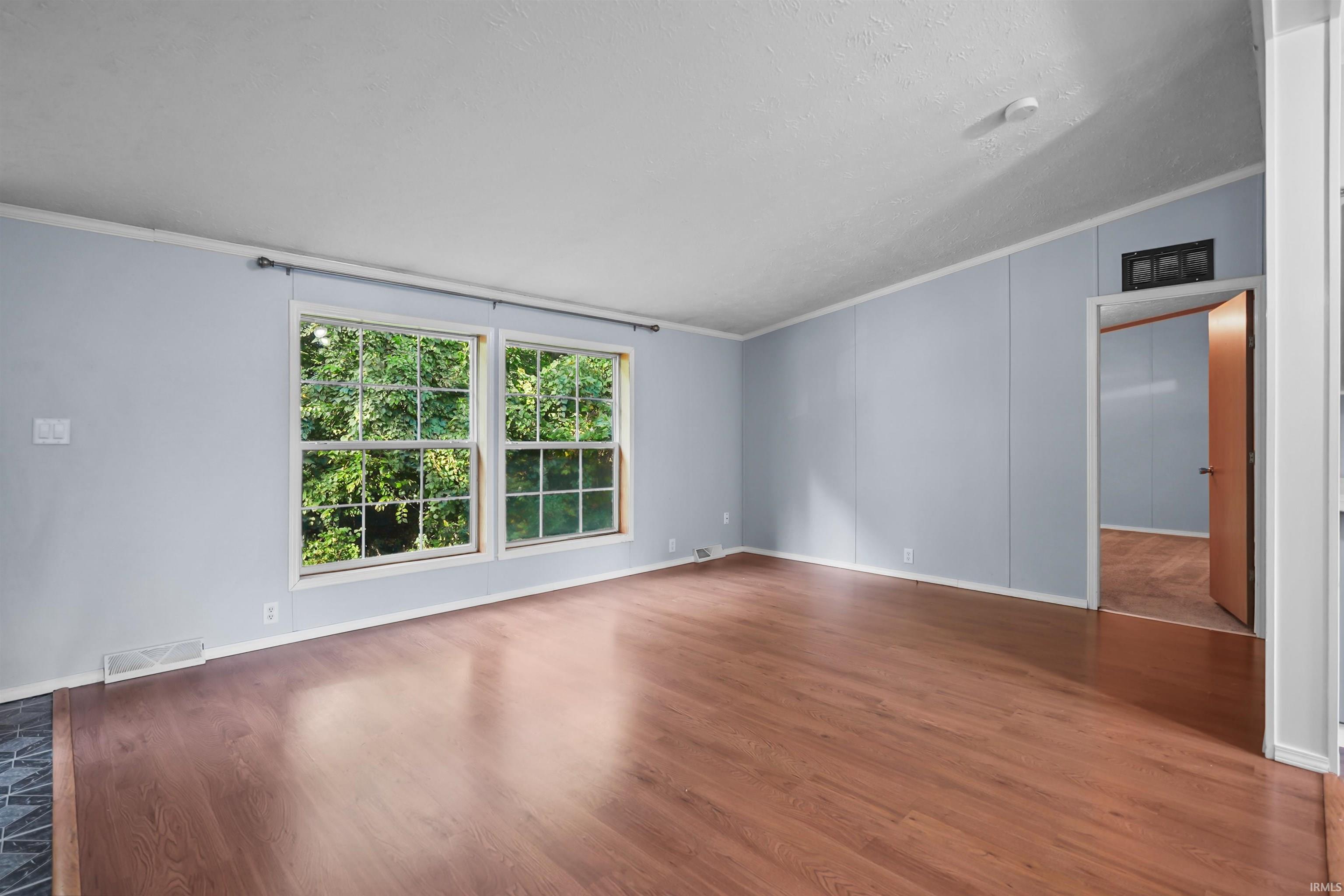 2490 S Woodland Trail
