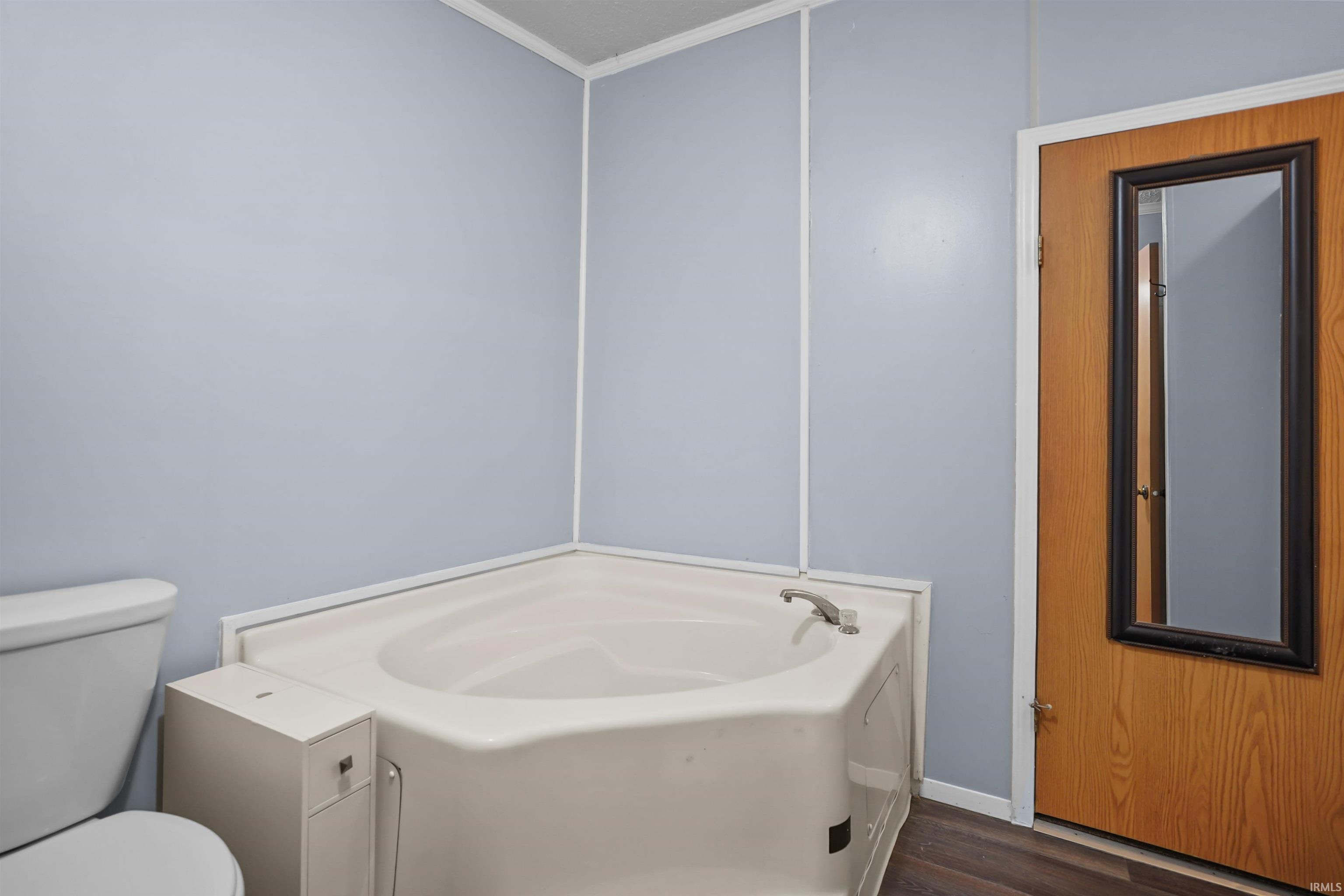 2490 S Woodland Trail