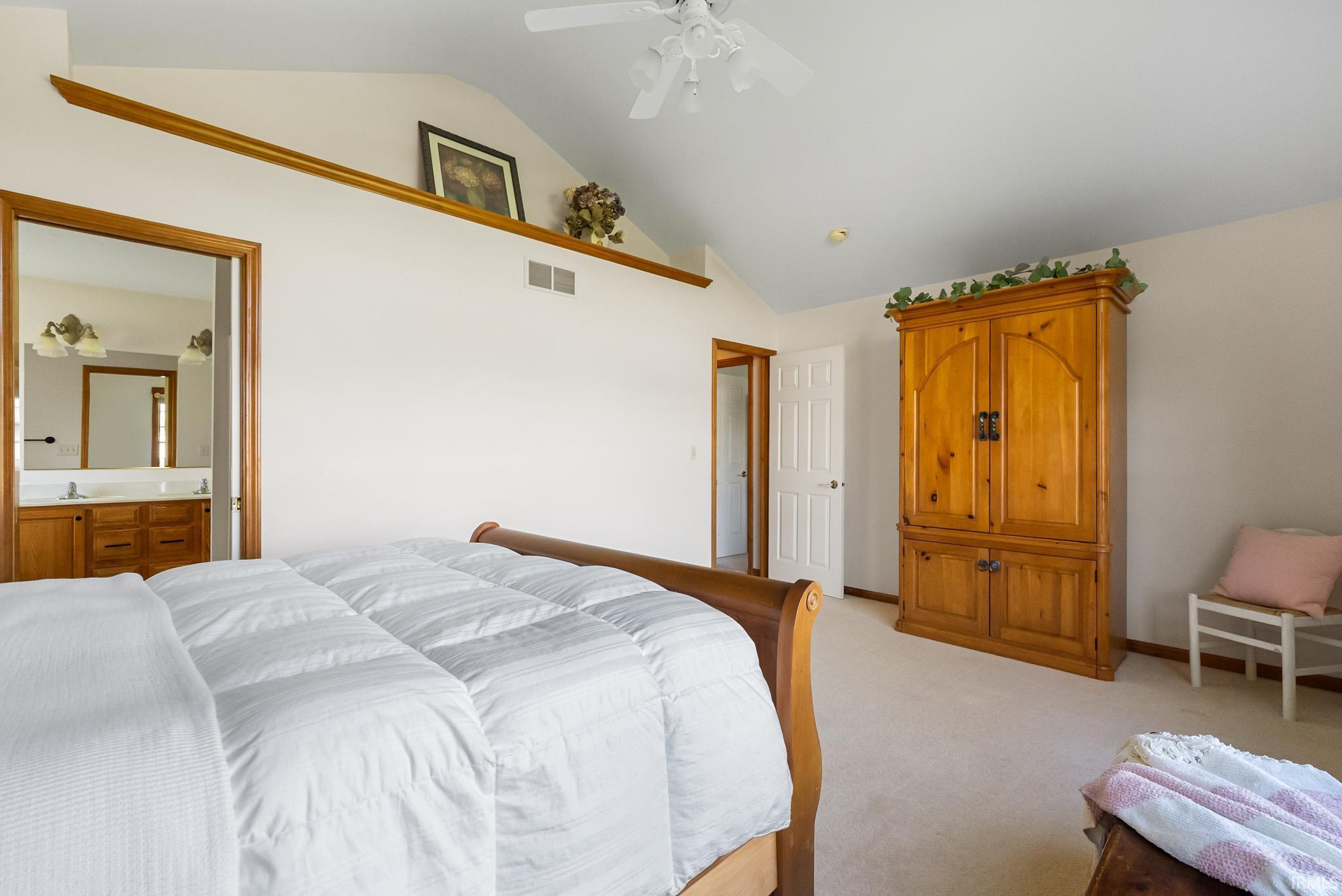 60832 Clover Ridge Court