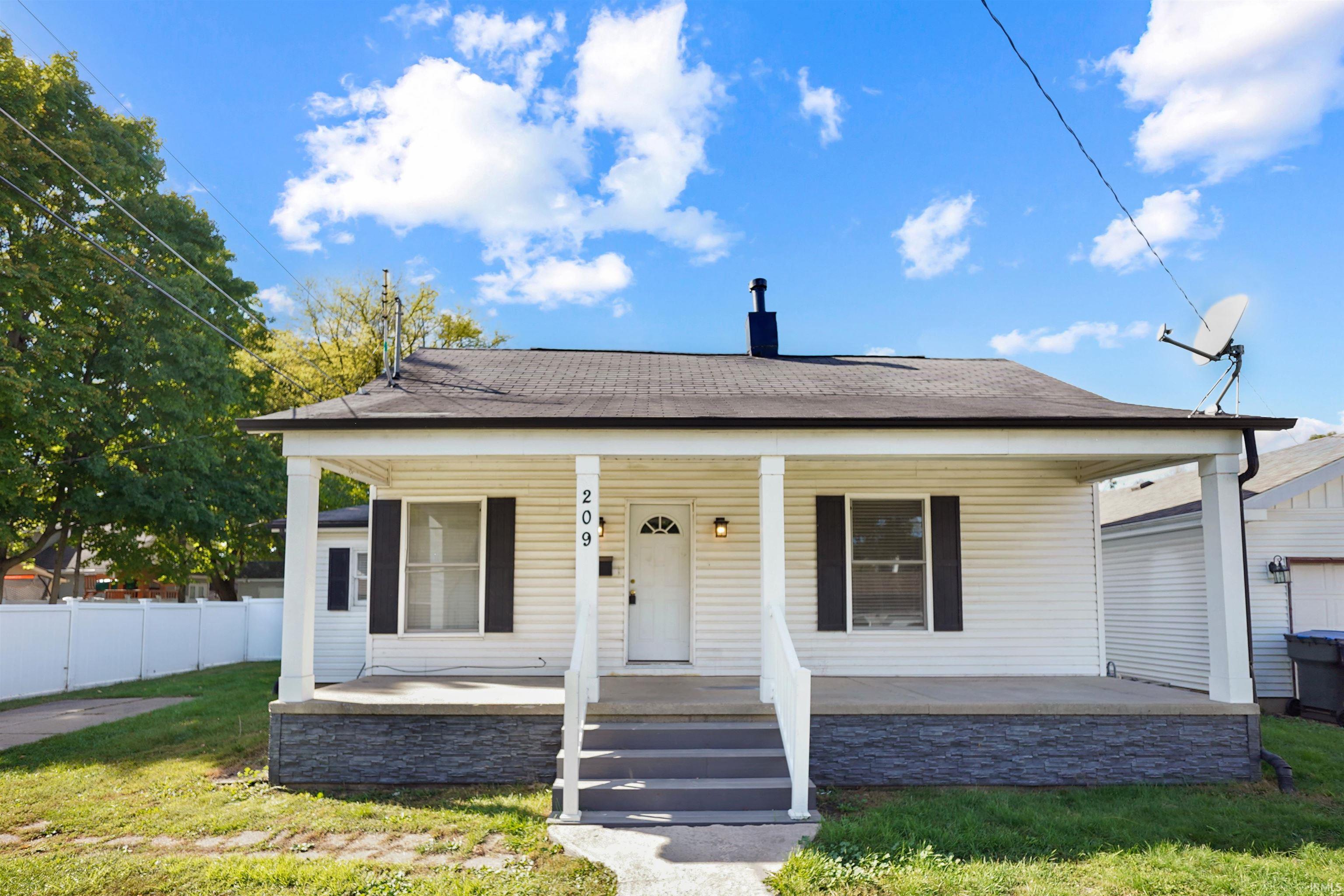 209 N Maple Avenue