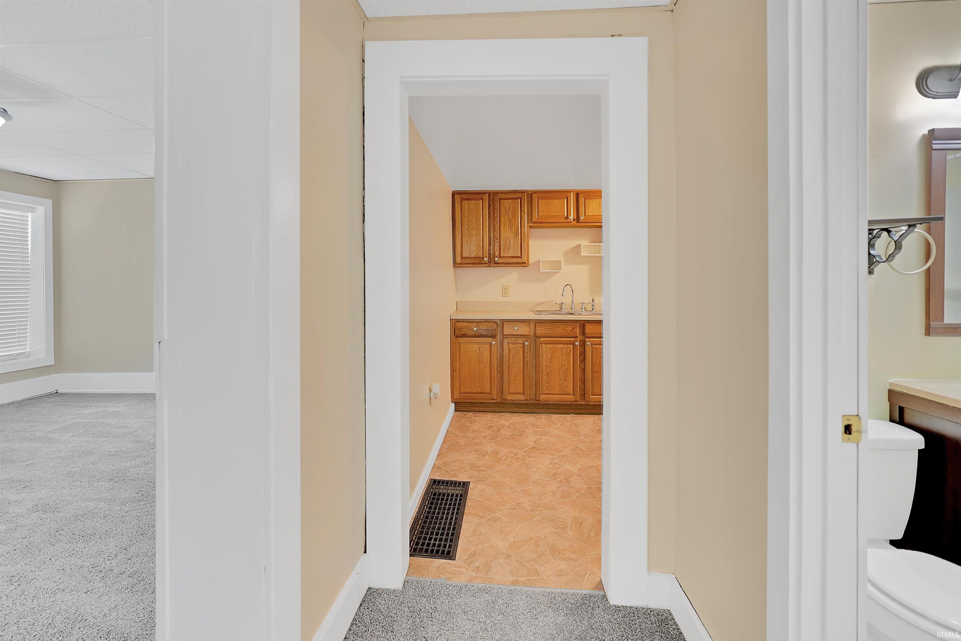 209 N Maple Avenue