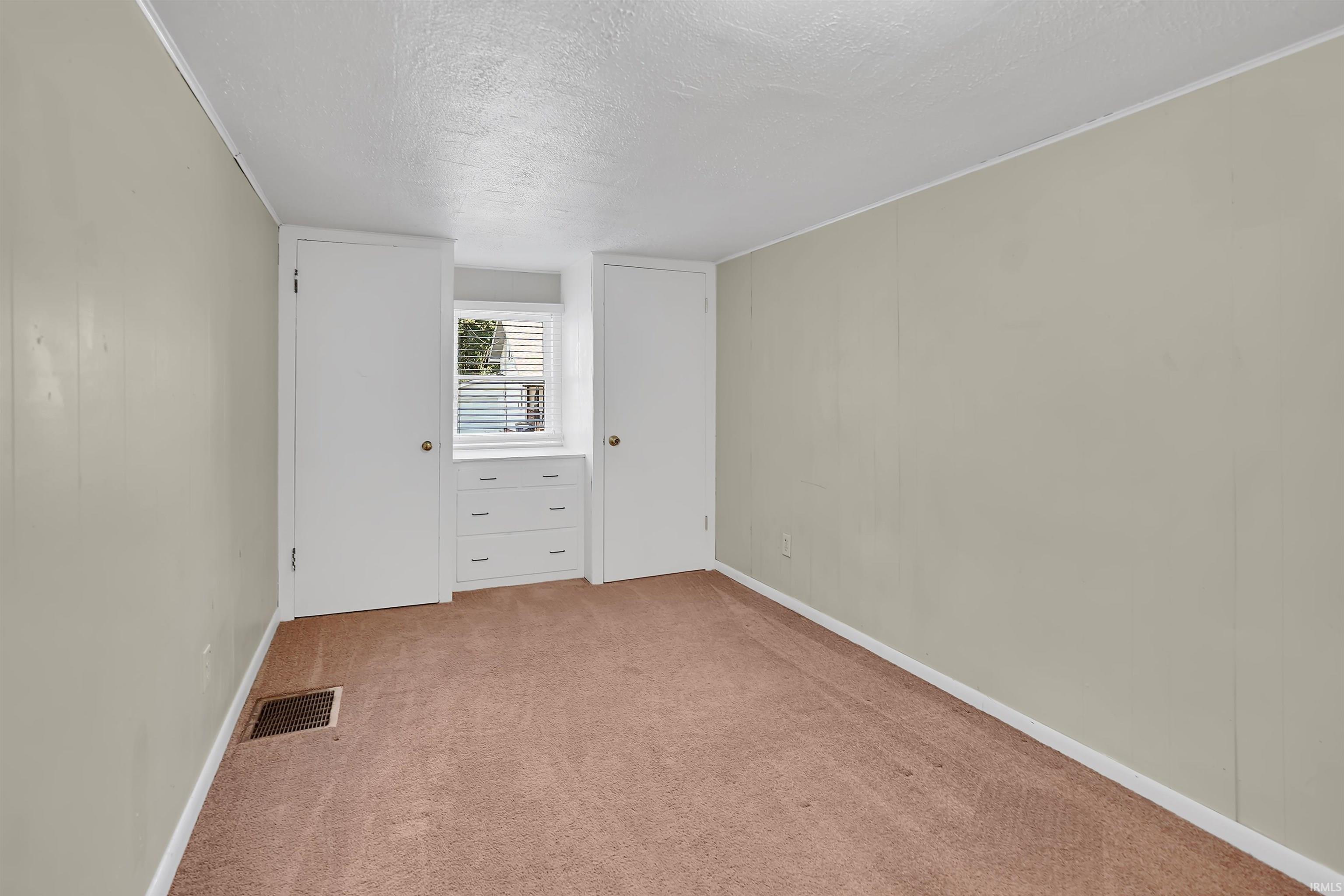 209 N Maple Avenue