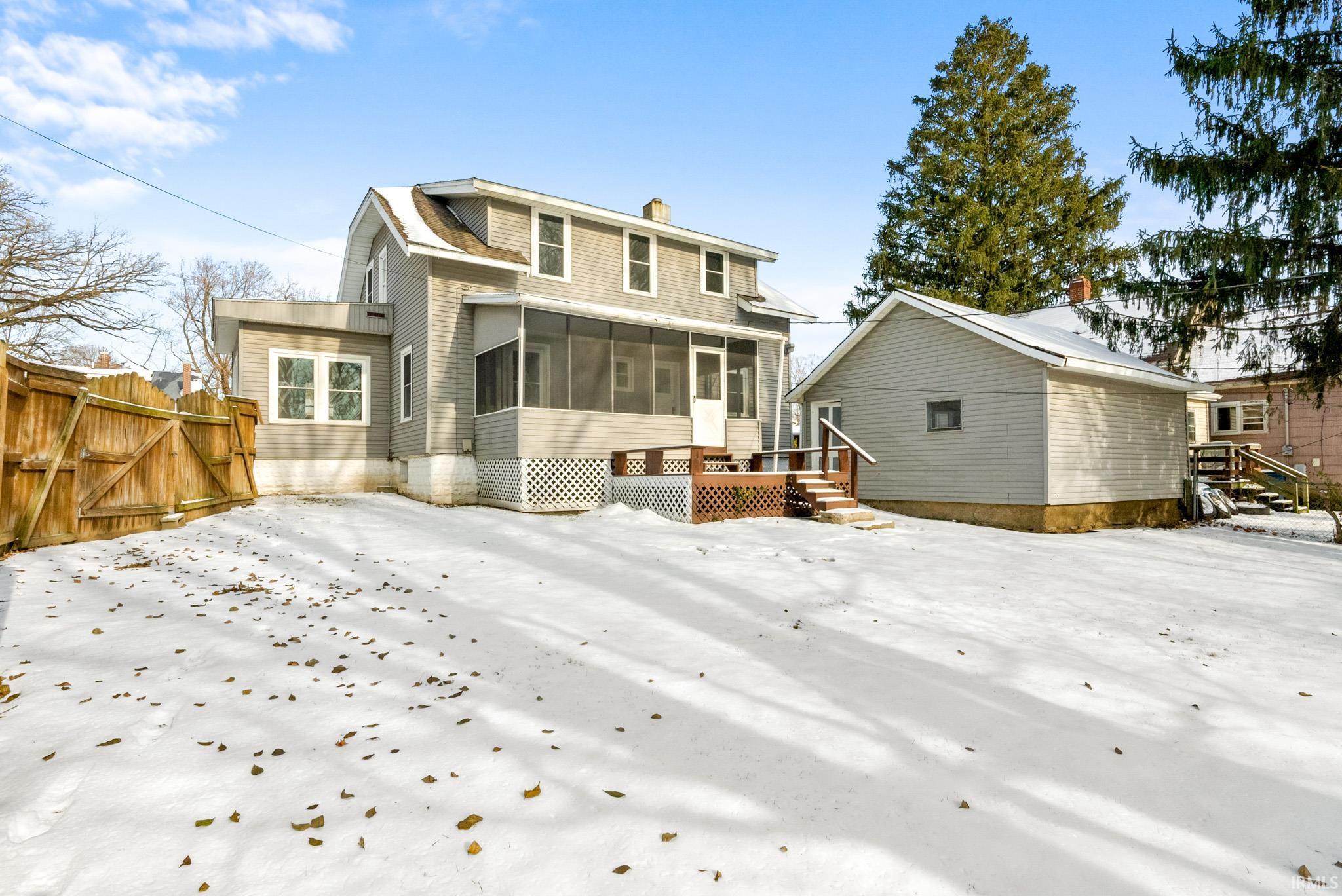 471 W Main Street