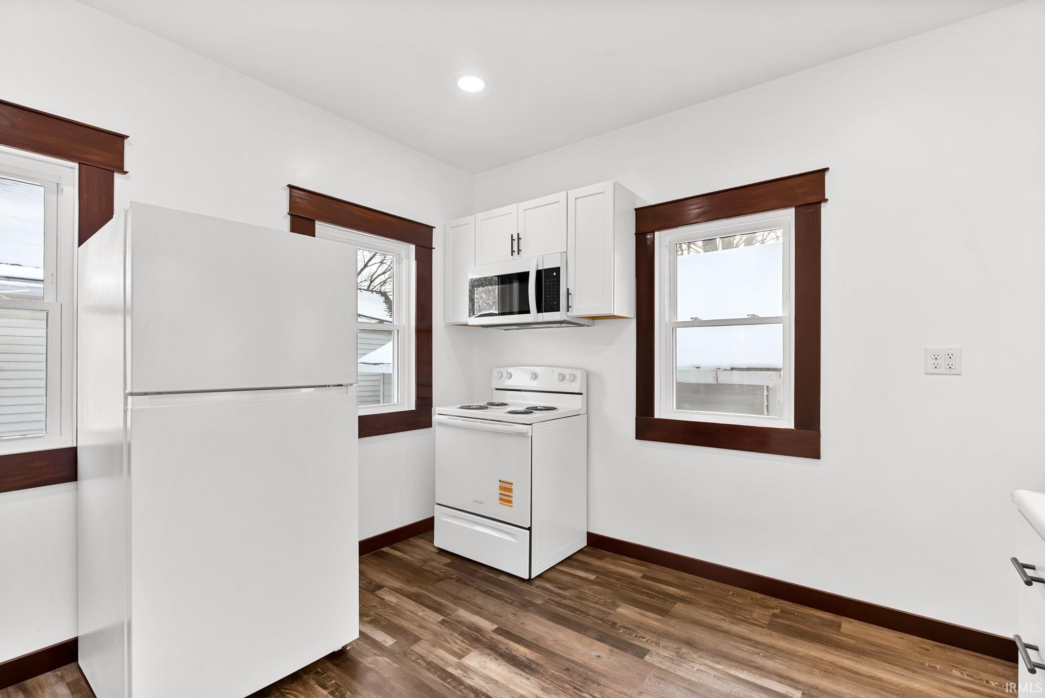 471 W Main Street