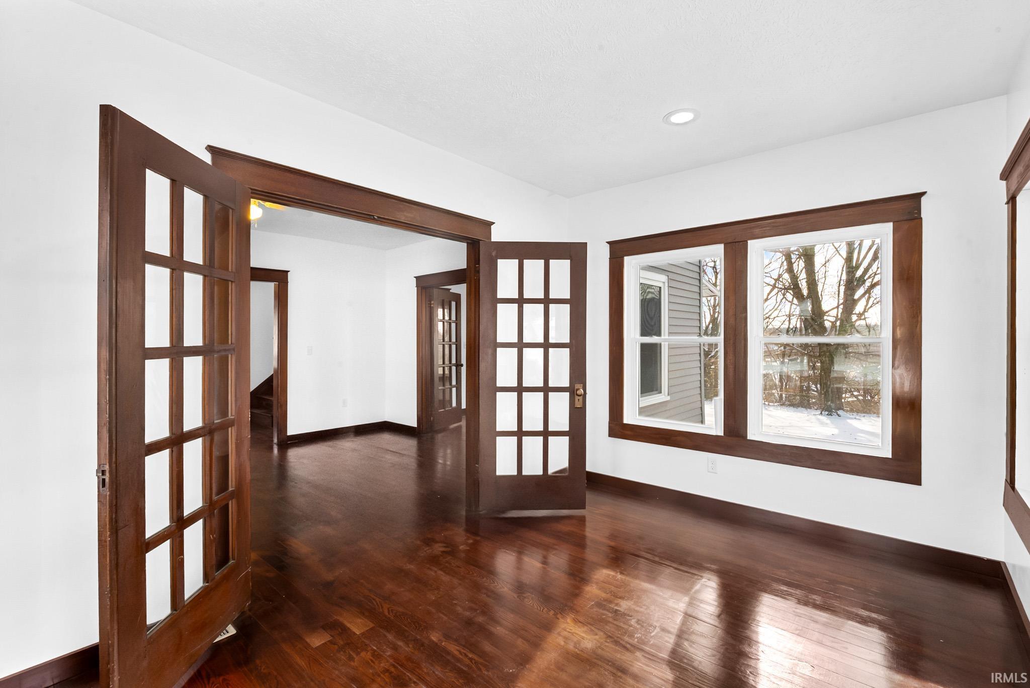 471 W Main Street