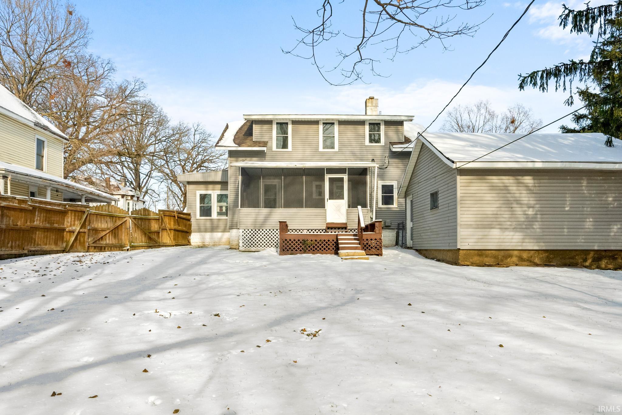 471 W Main Street