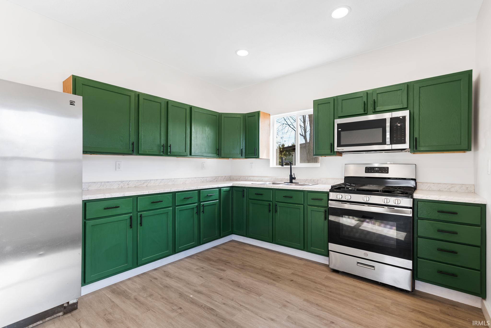 302 N Bronson Street