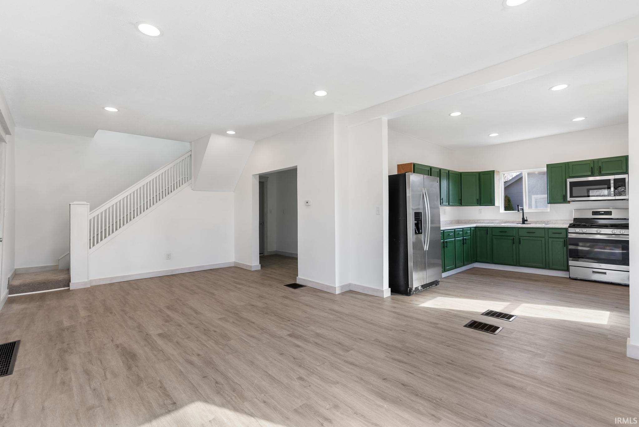 302 N Bronson Street